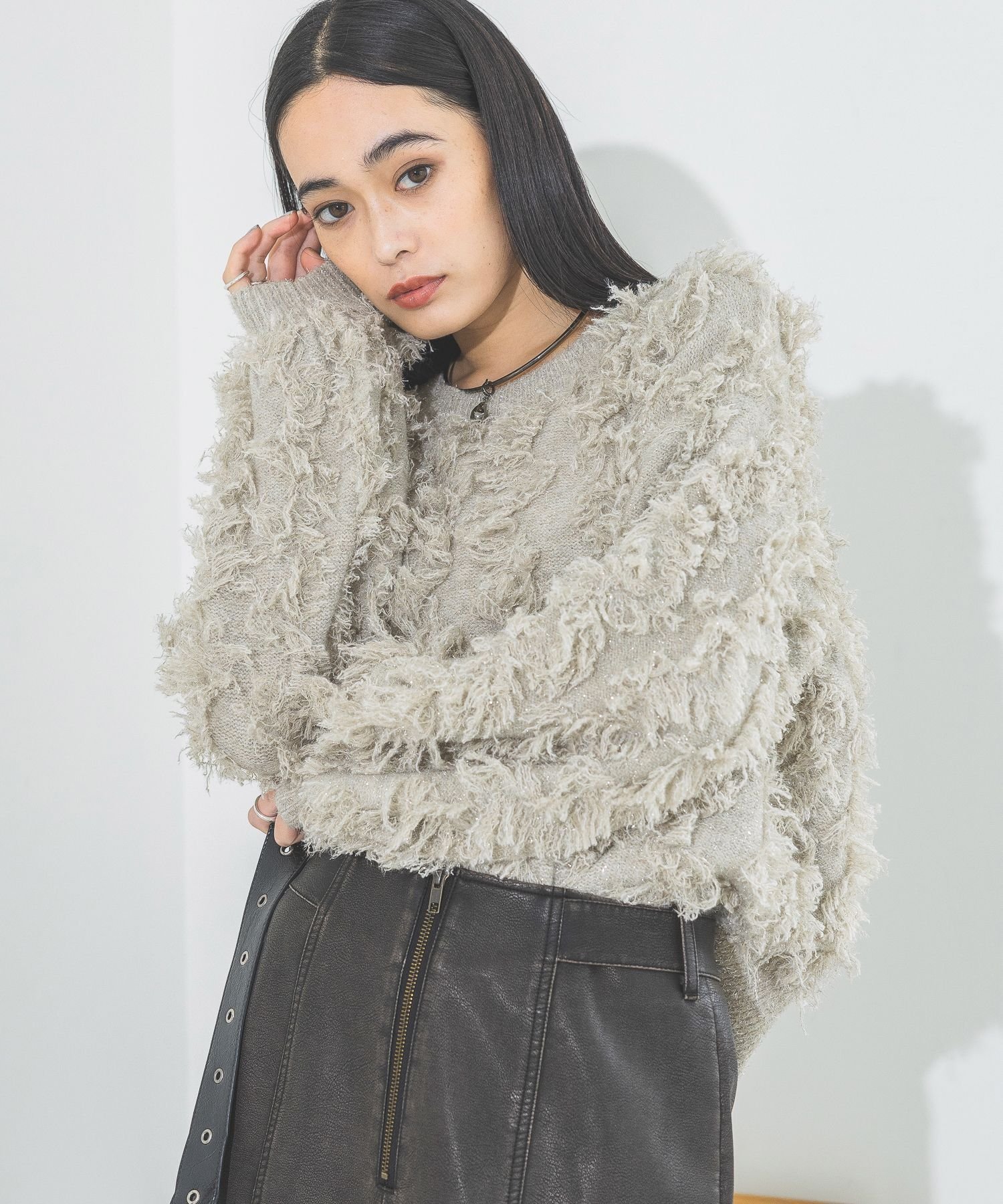 【ジーナシス/JEANASiS】のラメカットジャガードショートプルオーバー インテリア・キッズ・メンズ・レディースファッション・服の通販 founy(ファニー) 　ファッション　Fashion　レディースファッション　Fashion for Women　トップス・カットソー　Cut & Sew Tops　カジュアルプルオーバー・ニットトップス　Pullovers & Knit Tops / Casual Pullovers　デニム　Denim, Jeans Material　トレンド　Trend, Trending Now　ミックス　Mix, Mixed Style　ロング　Long, Long-Length　ワイド　Wide, Wide Fit　ヴィンテージ　Vintage Style　グレージュ|ID: prp329100004736704 ipo3291000000034624777