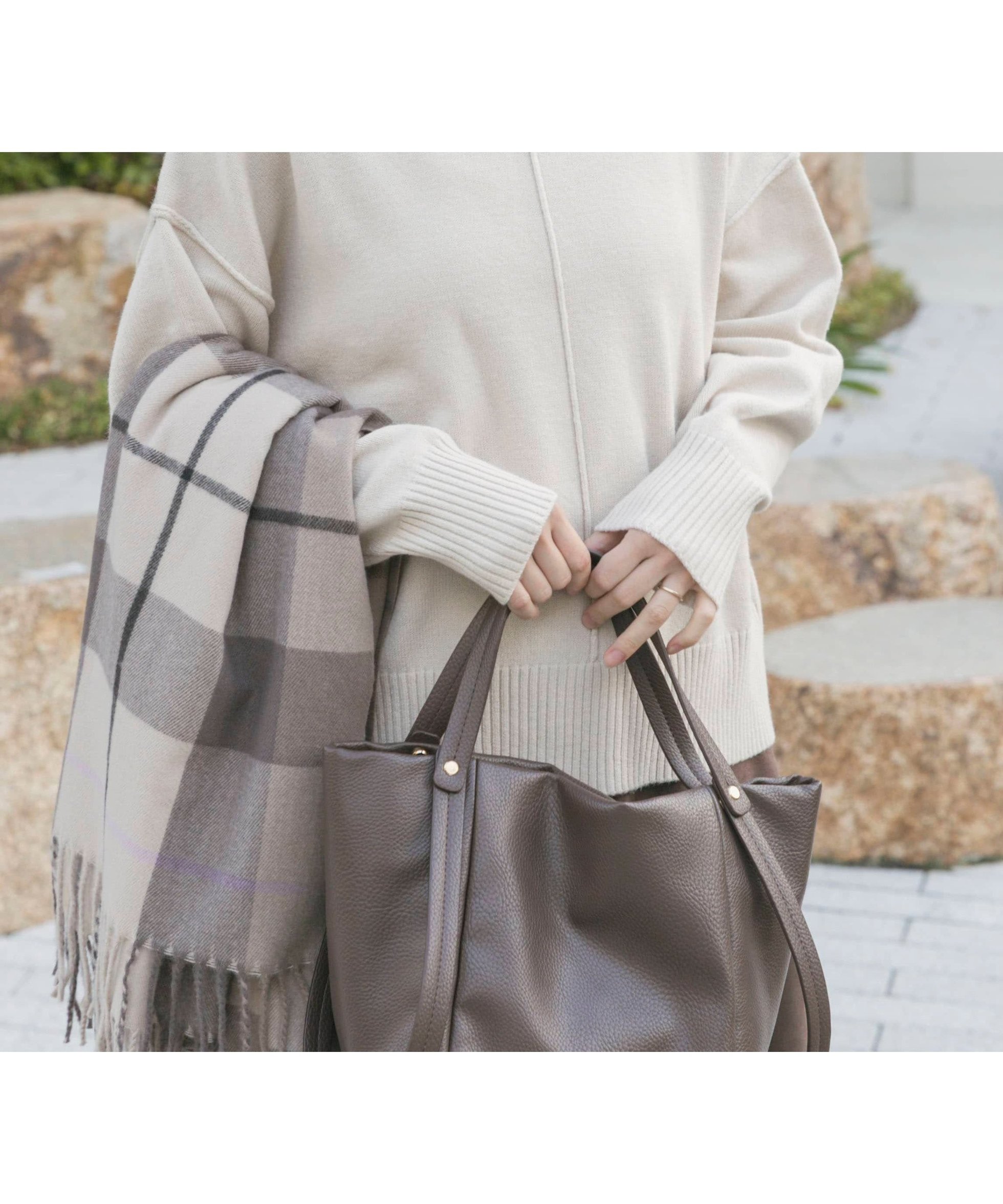 【アイテムズアーバンリサーチ/ITEMS URBAN RESEARCH】の『洗濯可/毛玉防止』ハイネックワイドニット インテリア・キッズ・メンズ・レディースファッション・服の通販 founy(ファニー) 　ファッション　Fashion　レディースファッション　Fashion for Women　トップス・カットソー　Cut & Sew Tops　ニット　Knit Tops & Sweaters　2025年　2025　2025-2026秋冬・A/W　Autumn/Winter 2025–26 AW25–26　冬　Winter / This Winter　ハイネック　High Neck, Mock Neck　ベーシック　Basic, Essential　リラックス　Relax, Relaxed Fit　人気　Popular, Best Seller　A/W・秋冬　Autumn/Winter　OFF|ID: prp329100004736782 ipo3291000000034872137