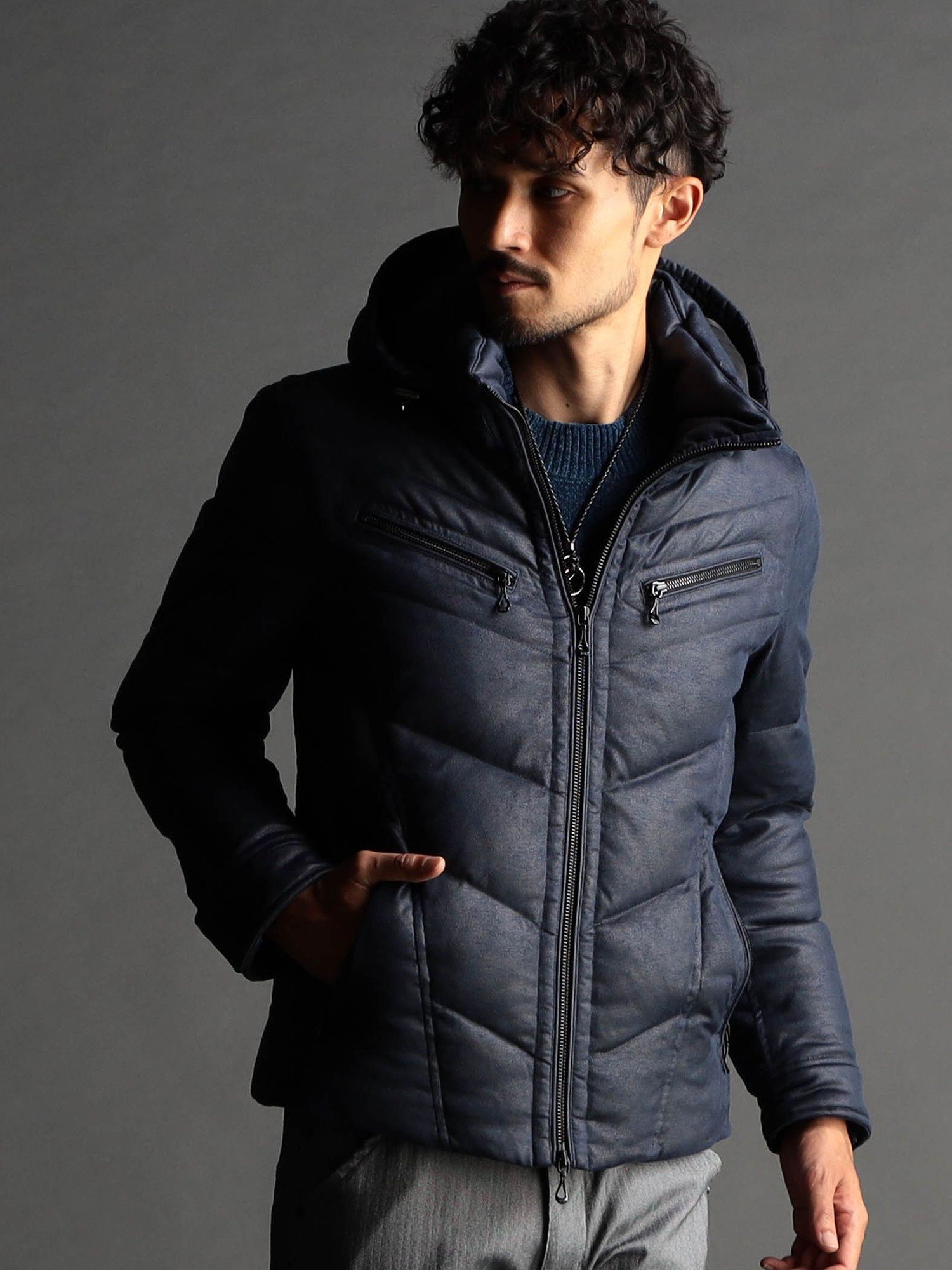 【ニコル/NICOLE / MEN】のマイクロスウェードダウンブルゾン インテリア・キッズ・メンズ・レディースファッション・服の通販 founy(ファニー) 　ファッション　Fashion　メンズファッション　Fashion for Men　オレンジ　Orange　シェイプ　Shape, Slim Fit　シルバー　Silver, Metallic Silver　ストレッチ　Stretch, Stretchy Fabric　スマート　Smart, Elegant　ダウン　Down, Puffer　ドット　Polka Dot, Dot Pattern　バイアス　Bias, Diagonal Cut　パッチ　Patch, Appliqué　フィット　Fit, Slim Fit　ブルゾン　Blouson, Bomber Jacket　プリント　Print, Printed Pattern　ポケット　Pocket, Pocket Detail　別注　Limited Edition, Custom Order　ライダース　Riders　エレガント 上品　Elegant　67ネイビー|ID: prp329100004736948 ipo3291000000034216773