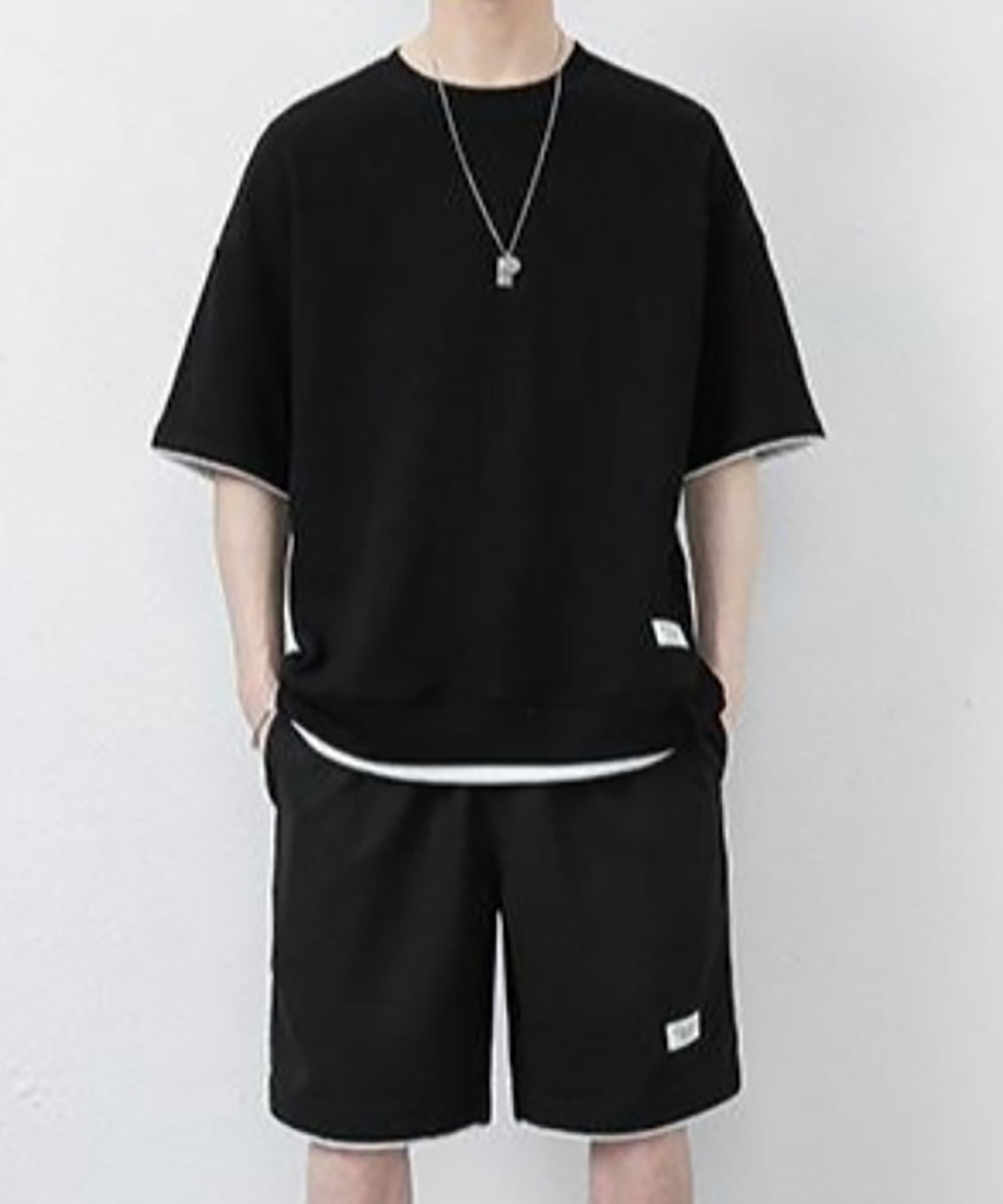 【セットアップセブン/SETUP7】のSETUP7/ワッフル半袖Tee×ハーフパンツ セットアップ Tシャツ ショートパンツ ワンマイル クールタッチ素材 吸汗性 通気性 半袖 メゾンクラブ 人気、トレンドファッション・服の通販 founy(ファニー) 　ファッション　Fashion　レディースファッション　Fashion for Women　セットアップ　Matching Sets　レディースパンツ・ボトムス　Pants & Trousers / Bottoms　パンツ　Pants & Trousers　ショートパンツ・ハーフパンツ　High-Waisted & Relaxed Shorts　アンダー　Underwear Essentials　カットソー　Cut and Sewn Top　クール　Cool, Chic　ショート　Short, Short Length　シンプル　Simple, Minimal　スニーカー　Sneakers, Trainers　スポーツ　Sports, Activewear　セットアップ　Set-Up, Coordinated Outfit　ハーフ　Half, Half-Length　半袖　Short Sleeve, Half Sleeve　ミックス　Mix, Mixed Style　リラックス　Relax, Relaxed Fit　ワッフル　Waffle, Waffle Knit　ワーク　Workwear, Utility Style　再入荷　Restock / Back in Stock　エレガント 上品　Elegant　 other-1|ID: prp329100004737376 ipo3291000000034479787