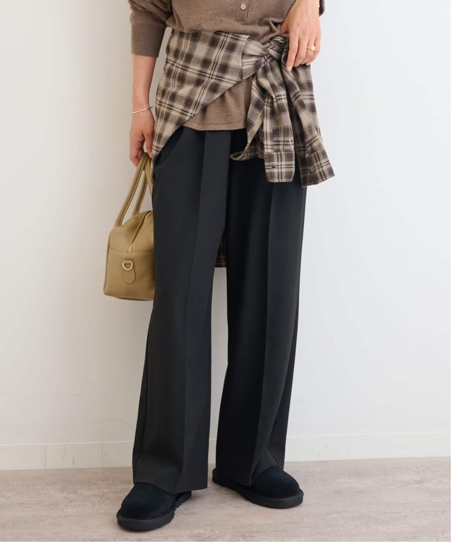 【ジャーナルスタンダード レリューム/JOURNAL STANDARD relume】の《追加/一部WEB限定/新色》スムースフレアタックパンツ インテリア・キッズ・メンズ・レディースファッション・服の通販 founy(ファニー) ファッション Fashion レディースファッション Fashion for Women パンツ Pants & Trousers 2025年 2025 2025-2026秋冬・A/W Autumn/Winter 2025–26 AW25–26 センター Center, Center Line フレア Flare, Flared ブラック|ID: prp329100004737942 ipo3291000000034401151