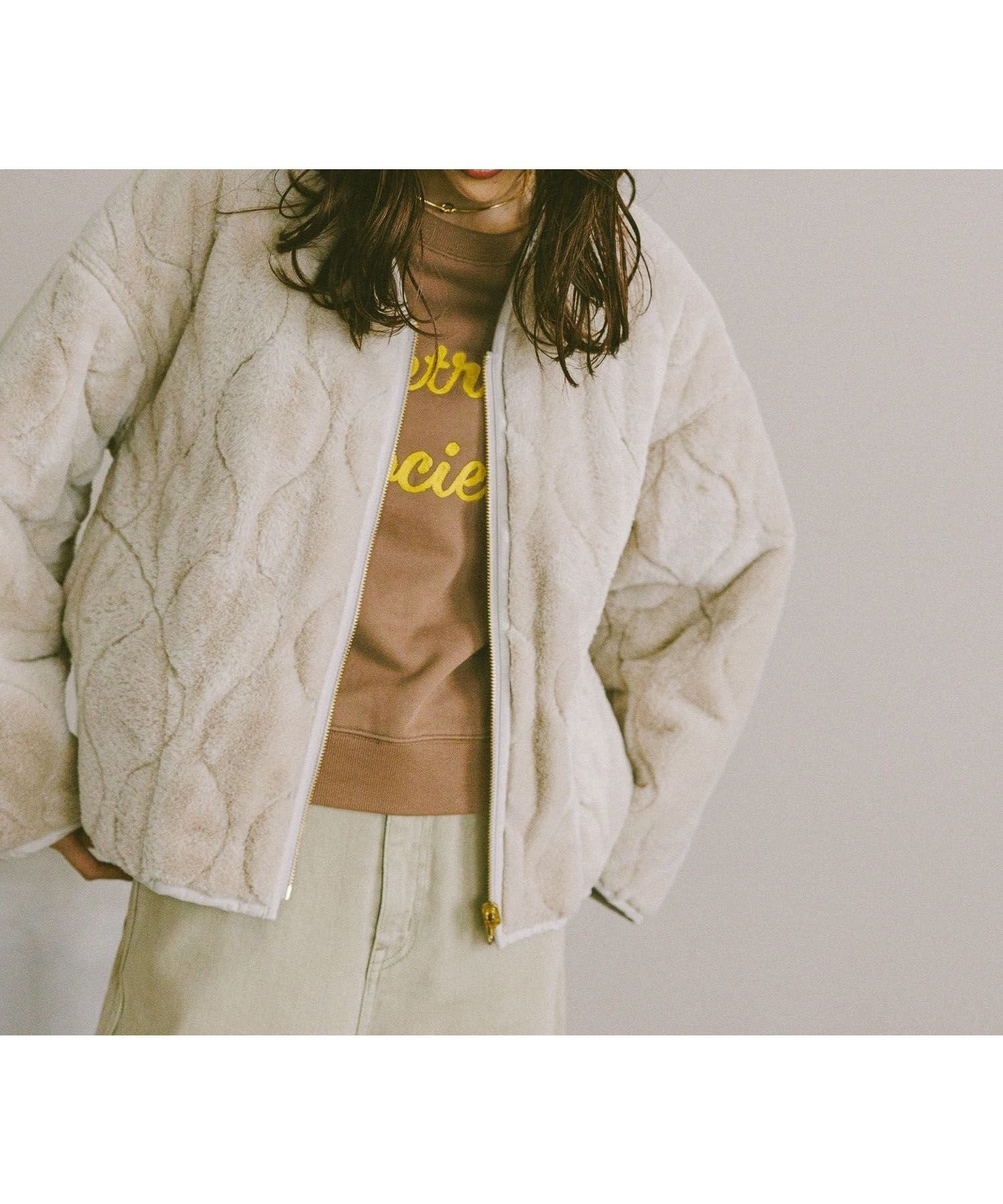 【グローバルワーク/GLOBAL WORK】のリバーシブルファーキルトブルゾン/494074 人気、トレンドファッション・服の通販 founy(ファニー) 　ファッション　Fashion　レディースファッション　Fashion for Women　アウター　Coat / Outerwear Collection　ブルゾンジャケット・スポーティアウター　Blouson Jackets　おすすめ　Recommended / Our Picks　インナー　Innerwear　キルト　Quilt, Quilted Fabric　ギャザー　Gathered, Ruffled　タフタ　Taffeta, Structured Fabric　ボトム　Bottoms, Lower Wear　リバーシブル　Reversible, Two-Sided　エレガント 上品　Elegant　 other-1|ID: prp329100004738004 ipo3291000000034298193