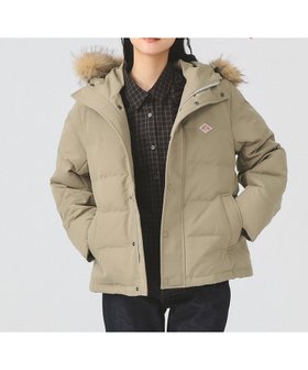 【ビームス ウイメン/BEAMS】の【ダントン/ファー付き/防寒/防風/25AW】DANTON / ポリエステル ダウン ジャケット 人気、トレンドファッション・服の通販 founy(ファニー) ファッション Fashion レディースファッション Fashion for Women アウター Coat / Outerwear Collection レディースジャケット・軽アウター Jackets ショート Short, Short Length ジャケット Jacket, Outerwear スタンダード Standard, Basic スラックス Slacks, Dress Pants ダウン Down, Puffer デニム Denim, Jeans Material 定番 Standard, Basic Item フィット Fit, Slim Fit 防寒 Cold Protection, Winter-Ready ロング Long, Long-Length ワイド Wide, Wide Fit 冬 Winter / This Winter おすすめ Recommended / Our Picks エレガント 上品 Elegant |ID:prp329100004738070