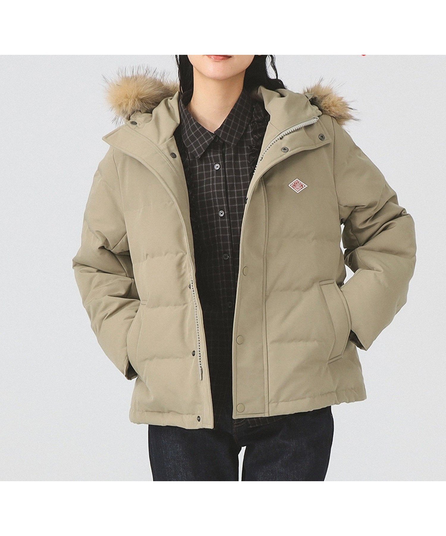 【ビームス ウイメン/BEAMS】の【ダントン/ファー付き/防寒/防風/25AW】DANTON / ポリエステル ダウン ジャケット インテリア・キッズ・メンズ・レディースファッション・服の通販 founy(ファニー) 　ファッション　Fashion　レディースファッション　Fashion for Women　アウター　Coat / Outerwear Collection　レディースジャケット・軽アウター　Jackets　ショート　Short, Short Length　ジャケット　Jacket, Outerwear　スタンダード　Standard, Basic　スラックス　Slacks, Dress Pants　ダウン　Down, Puffer　デニム　Denim, Jeans Material　定番　Standard, Basic Item　フィット　Fit, Slim Fit　防寒　Cold Protection, Winter-Ready　ロング　Long, Long-Length　ワイド　Wide, Wide Fit　冬　Winter / This Winter　おすすめ　Recommended / Our Picks　エレガント 上品　Elegant　121_LT.BEIGE|ID: prp329100004738070 ipo3291000000034224266