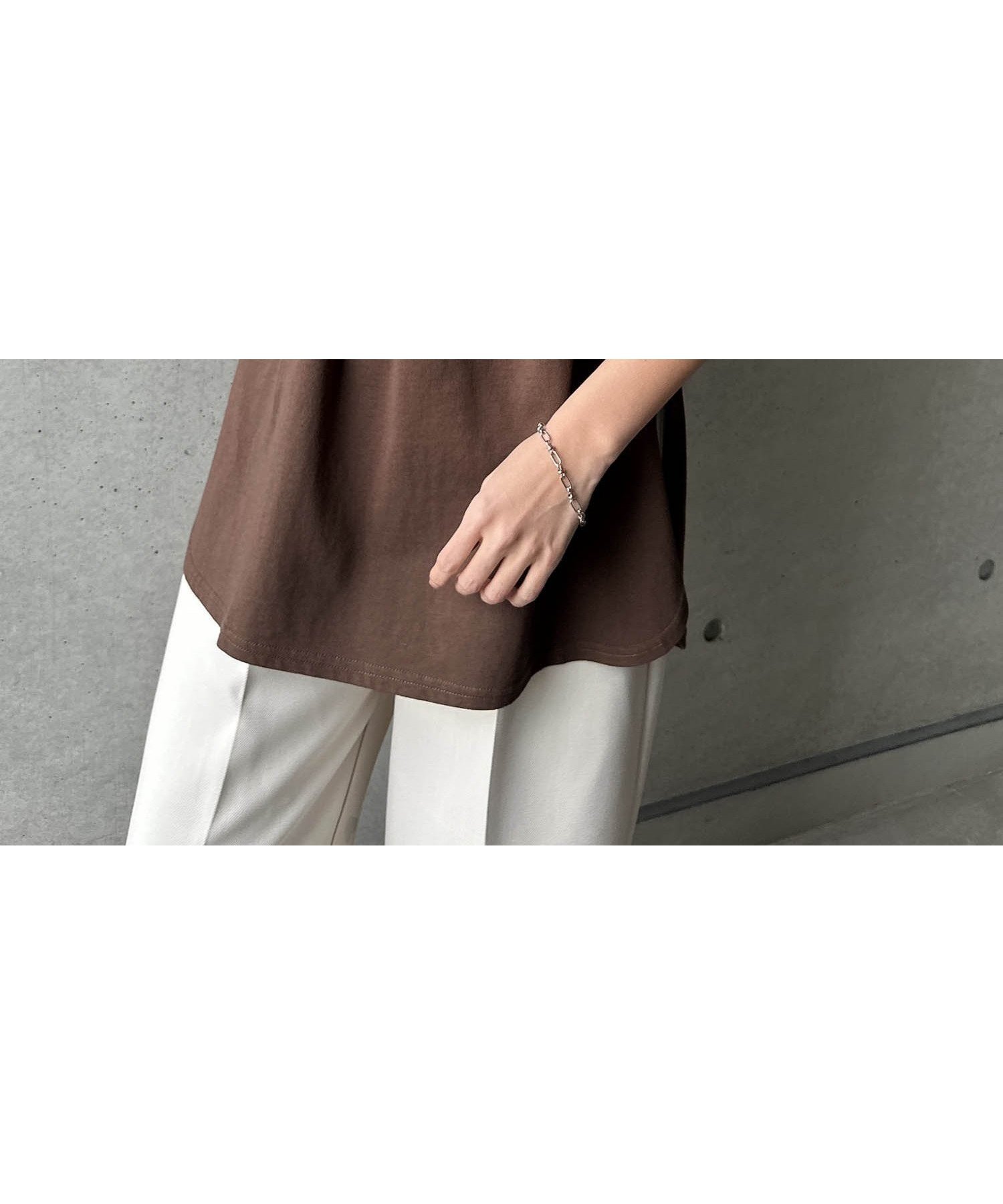 【アンドミー/andme】のUSA コットン 長袖 オーバーサイズ 裾ラウンド Tシャツ インテリア・キッズ・メンズ・レディースファッション・服の通販 founy(ファニー) ファッション Fashion レディースファッション Fashion for Women トップス・カットソー Cut & Sew Tops シャツ・ブラウス・オフィスカジュアル Elegant Blouses & Button-Ups ロングTシャツ・Tシャツ Longline T-Shirts & Tees カットソー Cut and Sewn Top ショルダー Shoulder, Shoulder Strap スウェット / スエット Sweatshirt, Sweatwear ドロップ Drop Shoulder, Dropped Style 長袖 Long Sleeve, Full Sleeve バランス Balance, Style Balance パーカー Hoodie, Parka ベーシック Basic, Essential ラウンド Round, Round Neck ロング Long, Long-Length 楽ちん Easy Fit, Comfortable ワイド Wide, Wide Fit おすすめ Recommended / Our Picks ブラウン|ID: prp329100004738071 ipo3291000000034801283