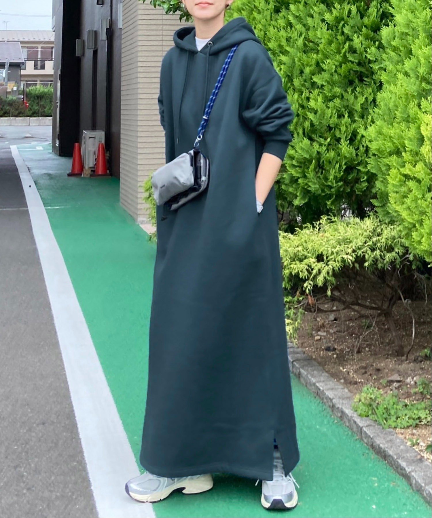 【ノッチ/notch】の【 notch. by KR 】裏起毛フーディワンピース インテリア・キッズ・メンズ・レディースファッション・服の通販 founy(ファニー) 　ファッション　Fashion　レディースファッション　Fashion for Women　ワンピース　Dresses　カーディガン　Cardigan, Knitwear　コラボ　Collaboration, Collab　シンプル　Simple, Minimal　スリット　Slit, Slit Detail　デニム　Denim, Jeans Material　人気　Popular, Best Seller　パーカー　Hoodie, Parka　ポケット　Pocket, Pocket Detail　レギンス　Leggings, Stretch Pants　ロング　Long, Long-Length　おすすめ　Recommended / Our Picks　2024年　2024　2024-2025秋冬・A/W　Autumn/Winter 2024–25 AW24–25　ネイビーブルー|ID: prp329100004738084 ipo3291000000034224379