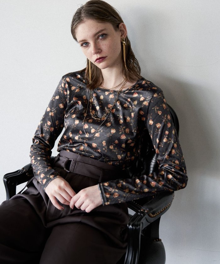 【ハレ/HARE】の2WAYフラワーガラベロアT インテリア・キッズ・メンズ・レディースファッション・服の通販 founy(ファニー) https://founy.com/ ファッション Fashion レディースファッション Fashion for Women トップス・カットソー Cut & Sew Tops ベロアトップス Velour Tops / Velvet-Look Items インナー Innerwear ウェーブ Wavy Pattern オレンジ Orange スクエア Square, Square Shape ストレート Straight, Straight Cut デコルテ Décolleté, Neckline トレンド Trend, Trending Now ネックレス Necklace, Pendant Necklace ビスチェ Bustier, Corset Top ベロア Velour, Soft Velvet エレガント 上品 Elegant |ID: prp329100004738283 ipo3291000000034225607