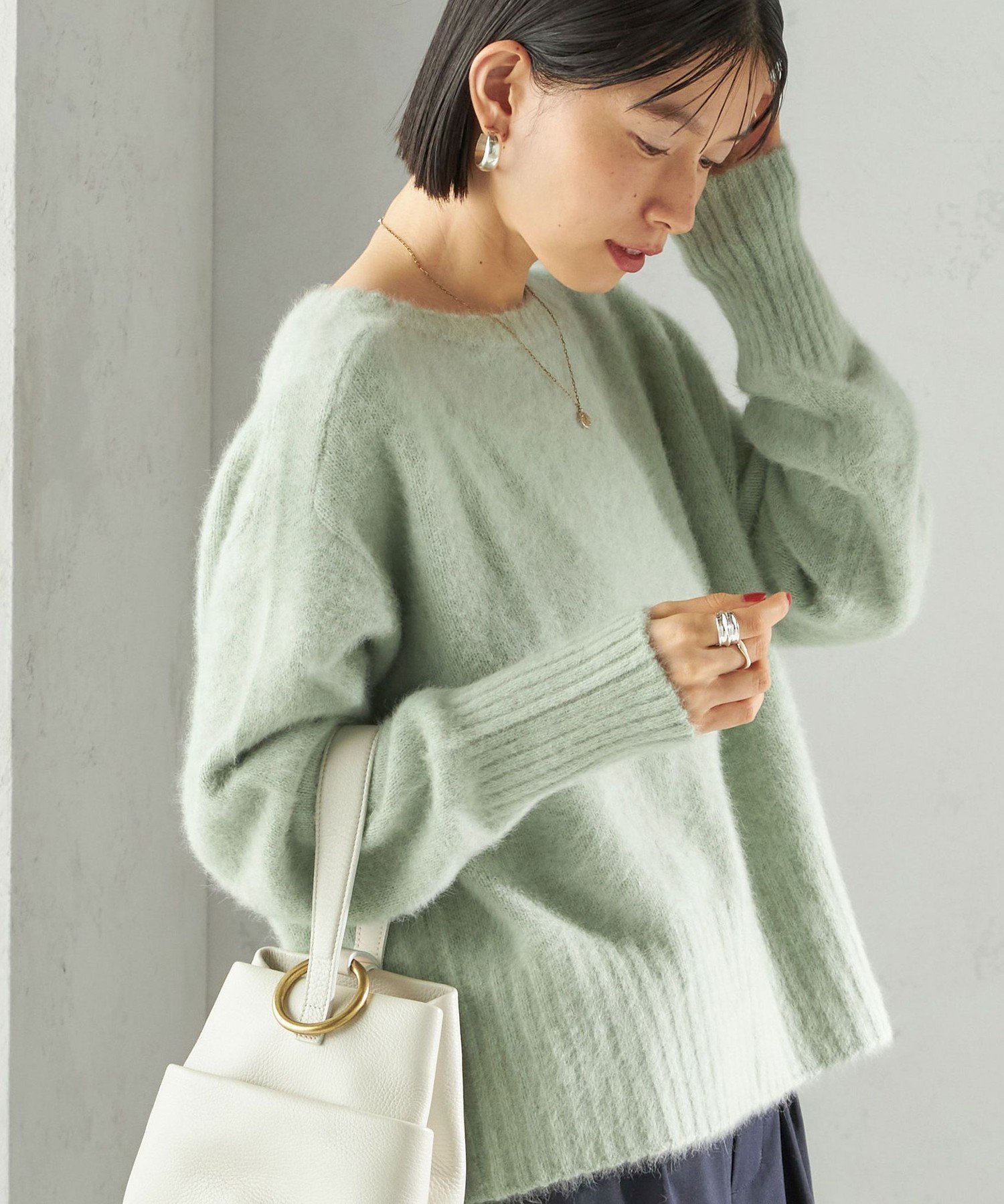 【シップス フォー ウィメン/SHIPS】の【一部WEB限定】 手洗い可能 フォックス クルーネック ニット プルオーバー インテリア・キッズ・メンズ・レディースファッション・服の通販 founy(ファニー) ファッション Fashion レディースファッション Fashion for Women トップス・カットソー Cut & Sew Tops ニット Knit Tops & Sweaters カジュアルプルオーバー・ニットトップス Pullovers & Knit Tops / Casual Pullovers コンパクト Compact, Small Size シンプル Simple, Minimal フォックス Fox, Fox Fur ボトム Bottoms, Lower Wear ポケット Pocket, Pocket Detail ワイド Wide, Wide Fit エレガント 上品 Elegant 2025年 2025 2025-2026秋冬・A/W Autumn/Winter 2025–26 AW25–26 ライトグリーン|ID: prp329100004738394 ipo3291000000034882491