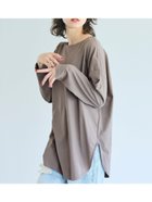 【コカ/COCA】のレギュラーオンスコットンサイドスリットビッグTシャツ 人気、トレンドファッション・服の通販 founy(ファニー) ファッション Fashion レディースファッション Fashion for Women トップス・カットソー Cut & Sew Tops シャツ・ブラウス・オフィスカジュアル Elegant Blouses & Button-Ups ロングTシャツ・Tシャツ Longline T-Shirts & Tees 2025年 2025 2025-2026秋冬・A/W Autumn/Winter 2025–26 AW25–26 シンプル Simple, Minimal スリット Slit, Slit Detail ポケット Pocket, Pocket Detail 半袖 Short Sleeve, Half Sleeve 無地 Plain, Solid Color thumbnail Greige|ID: prp329100004738413 ipo3291000000034226461
