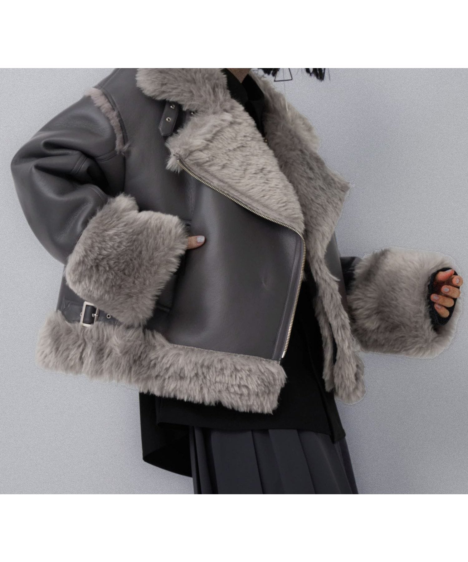 【ハレ/HARE】のフェイクムートンショートジャケット インテリア・キッズ・メンズ・レディースファッション・服の通販 founy(ファニー) 　ファッション　Fashion　レディースファッション　Fashion for Women　アウター　Coat / Outerwear Collection　レディースジャケット・軽アウター　Jackets　アクセサリー　Fashion Accessories　ウェーブ　Wavy Pattern　クール　Cool, Chic　ジーンズ　Jeans, Denim Pants　スカーフ　Scarf, Neckwear　スタンド　Stand Collar, Upright Stand　ストレート　Straight, Straight Cut　タートルネック　Turtleneck, High Neck　フェイクファー　Faux Fur, Imitation Fur　フェミニン　Feminine, Girly　防寒　Cold Protection, Winter-Ready　マフラー　Scarf, Muffler　リボン　Ribbon, Bow　リラックス　Relax, Relaxed Fit　レース　Lace, Lace Fabric　グレー16|ID: prp329100004738814 ipo3291000000034790088