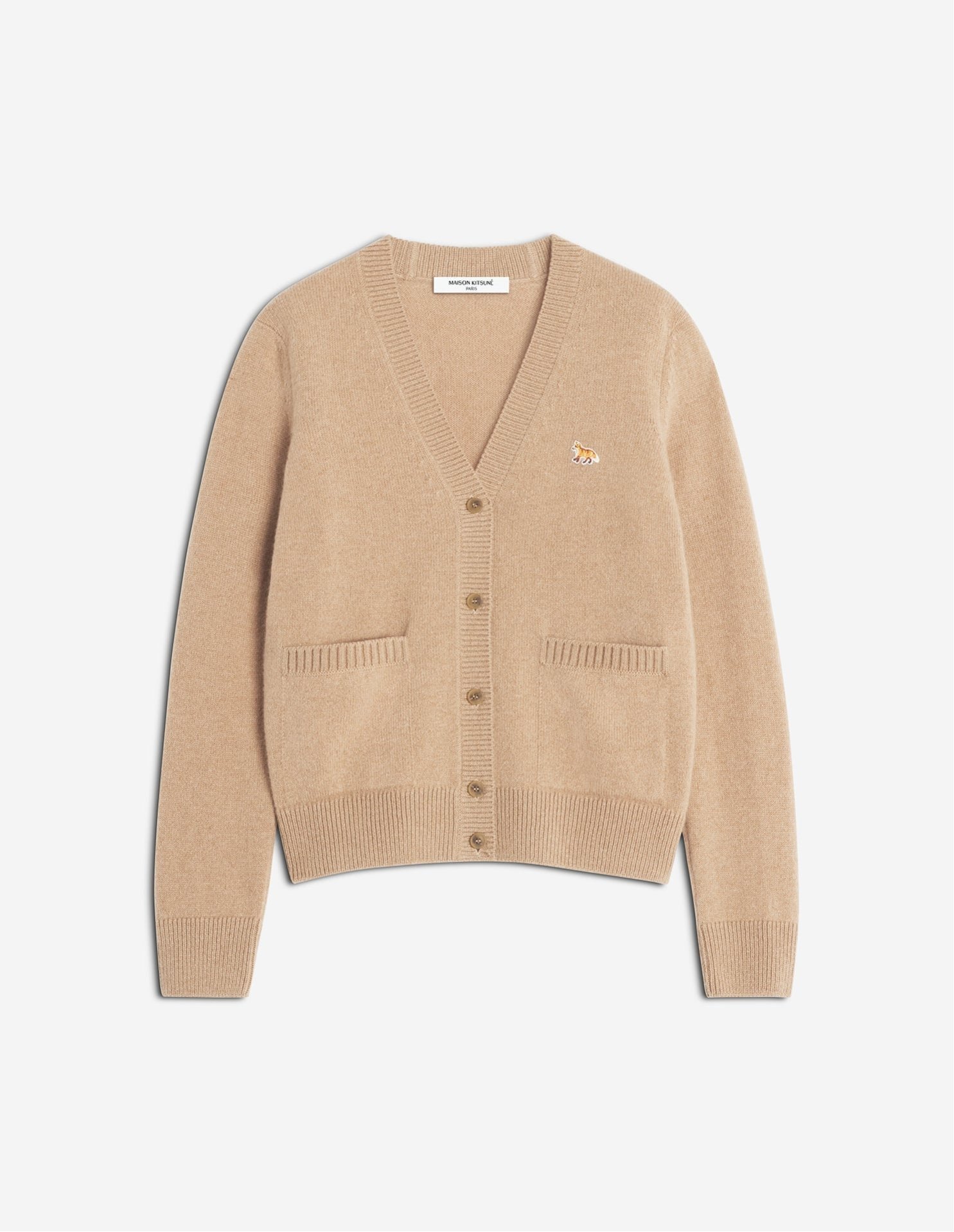 【メゾン キツネ/MAISON KITSUNE】のMaison Kitsune/BABY FOX LAMBSWOOL BOXY CARDIGAN インテリア・キッズ・メンズ・レディースファッション・服の通販 founy(ファニー) 　ファッション　Fashion　レディースファッション　Fashion for Women　トップス・カットソー　Cut & Sew Tops　カーディガン・羽織り　Layered Style Cardigans　冬　Winter / This Winter　カーディガン　Cardigan, Knitwear　パッチ　Patch, Appliqué　フォックス　Fox, Fox Fur　フレンチ　French, French Style　フロント　Front, Front Design　ポケット　Pocket, Pocket Detail　エレガント 上品　Elegant　無地　Plain, Solid Color　A/W・秋冬　Autumn/Winter　長袖　Long Sleeve, Full Sleeve　ROAST|ID: prp329100004738847 ipo3291000000034581694