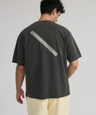 【サタデイズ ニューヨークシティ/SATURDAYS NYC】のSlash Pigment Relax SS Tee 人気、トレンドファッション・服の通販 founy(ファニー) ファッション Fashion レディースファッション Fashion for Women グラフィック Graphic, Graphic Design フィット Fit, Slim Fit フロント Front, Front Design プリント Print, Printed Pattern ミドル Middle Length, Mid Height リラックス Relax, Relaxed Fit 定番 Standard, Basic Item thumbnail ブラック(01)|ID: prp329100004739158 ipo3291000000034233016