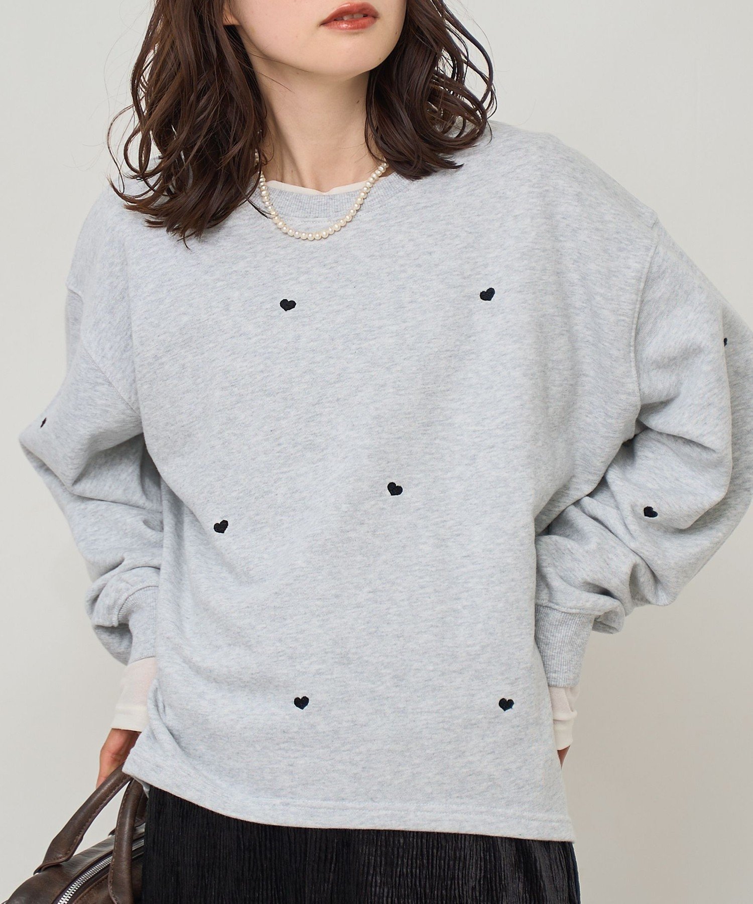 【コーエン/COEN】のハート刺繍裏毛スウェットプルオーバー インテリア・キッズ・メンズ・レディースファッション・服の通販 founy(ファニー) 　ファッション　Fashion　レディースファッション　Fashion for Women　トップス・カットソー　Cut & Sew Tops　レディースパーカー・カジュアルフーディー　Casual Hoodies & Sweatshirts　カジュアルプルオーバー・ニットトップス　Pullovers & Knit Tops / Casual Pullovers　スウェット・クルーネックトップス　Sweatshirts & Crewnecks / Relaxed Fit Sweat Tops　オレンジ　Orange　人気　Popular, Best Seller　プリント　Print, Printed Pattern　リラックス　Relax, Relaxed Fit　おすすめ　Recommended / Our Picks　エレガント 上品　Elegant　NATURAL|ID: prp329100004739207 ipo3291000000034774279