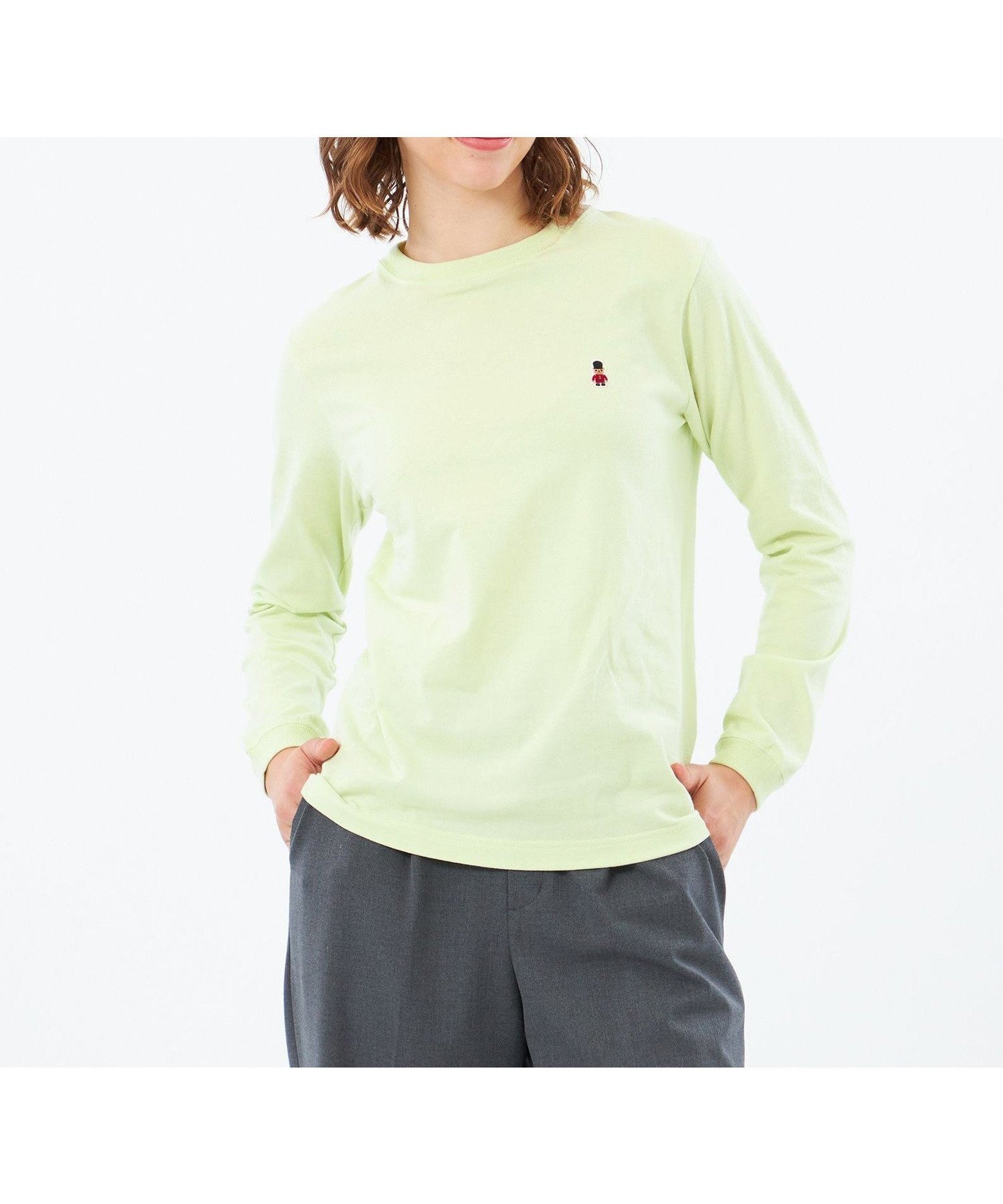【マッキントッシュ フィロソフィー/MACKINTOSH PHILOSOPHY】の【WEB 一部店舗】バッキンガムベア ワッペンロンT インテリア・キッズ・メンズ・レディースファッション・服の通販 founy(ファニー) 　ファッション　Fashion　レディースファッション　Fashion for Women　トップス・カットソー　Cut & Sew Tops　ロングTシャツ・Tシャツ　Longline T-Shirts & Tees　おすすめ　Recommended / Our Picks　スリーブ　Sleeve, Long Sleeve / Short Sleeve　ダブル　Double, Double-Breasted　ロング　Long, Long-Length　ロンドン　London Style, British Inspired　ワンポイント　One Point, Statement Accent　冬　Winter / This Winter　夏　Summer　春　Spring　秋　Autumn　イエロー|ID: prp329100004739222 ipo3291000000034302595