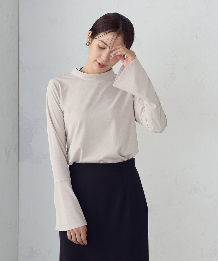 【コムサイズム/COMME CA ISM】のフレアースリーブ カットソー インテリア・キッズ・メンズ・レディースファッション・服の通販 founy(ファニー) https://founy.com/ ファッション Fashion レディースファッション Fashion for Women トップス・カットソー Cut & Sew Tops カットソー・ベーシックTシャツ Cut-and-Sewn Tops / Stretch Tees & Basics おすすめ Recommended / Our Picks インナー Innerwear エレガント 上品 Elegant カットソー Cut and Sewn Top クラシカル Classical, Vintage-Inspired コンパクト Compact, Small Size スリーブ Sleeve, Long Sleeve / Short Sleeve ダブル Double, Double-Breasted ハイネック High Neck, Mock Neck フェイス Face, Facial Design フェミニン Feminine, Girly フレアースリーブ Flared Sleeve, Bell Sleeve |ID: prp329100004739298 ipo3291000000034234405