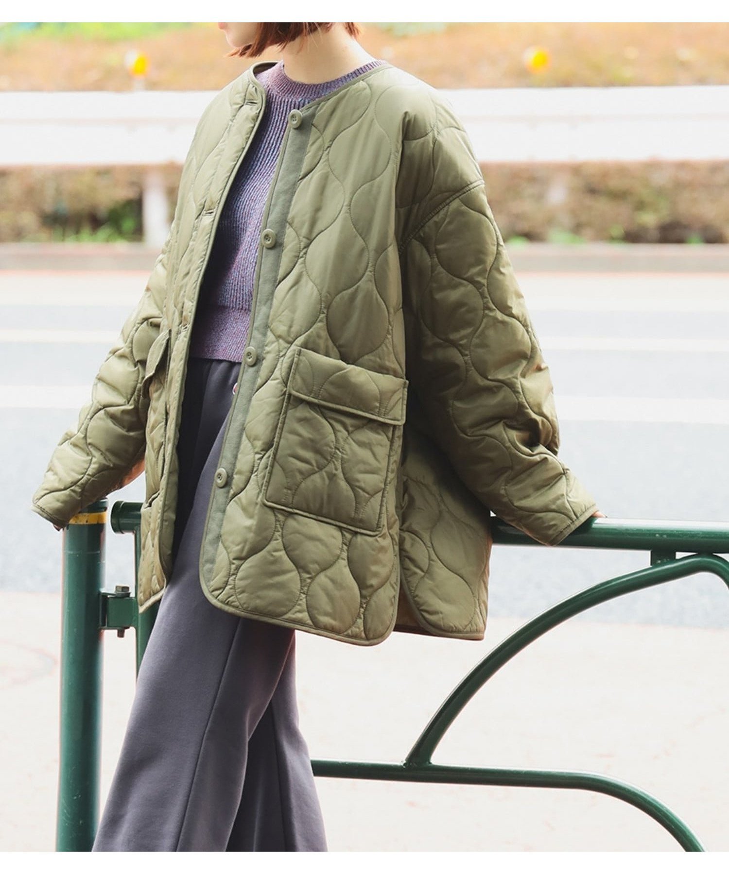 【ビームス ウイメン/BEAMS】の【期間限定+ポイント10倍】キルティング ノーカラー ブルゾン 25AW 防寒 定番 カジュアル インテリア・キッズ・メンズ・レディースファッション・服の通販 founy(ファニー) ファッション Fashion レディースファッション Fashion for Women アウター Coat / Outerwear Collection ブルゾンジャケット・スポーティアウター Blouson Jackets インナー Innerwear キルティング Quilted, Quilting 軽量 Lightweight, Ultra Light ショルダー Shoulder, Shoulder Strap スリット Slit, Slit Detail ドロップ Drop Shoulder, Dropped Style 定番 Standard, Basic Item パイピング Piping, Trim Design パッチ Patch, Appliqué フラップ Flap, Flap Pocket ブルゾン Blouson, Bomber Jacket ポケット Pocket, Pocket Detail 防寒 Cold Protection, Winter-Ready ワイド Wide, Wide Fit おすすめ Recommended / Our Picks 旅行 Travel 2025年 2025 2025-2026秋冬・A/W Autumn/Winter 2025–26 AW25–26 OLIVE|ID: prp329100004739501 ipo3291000000034701592