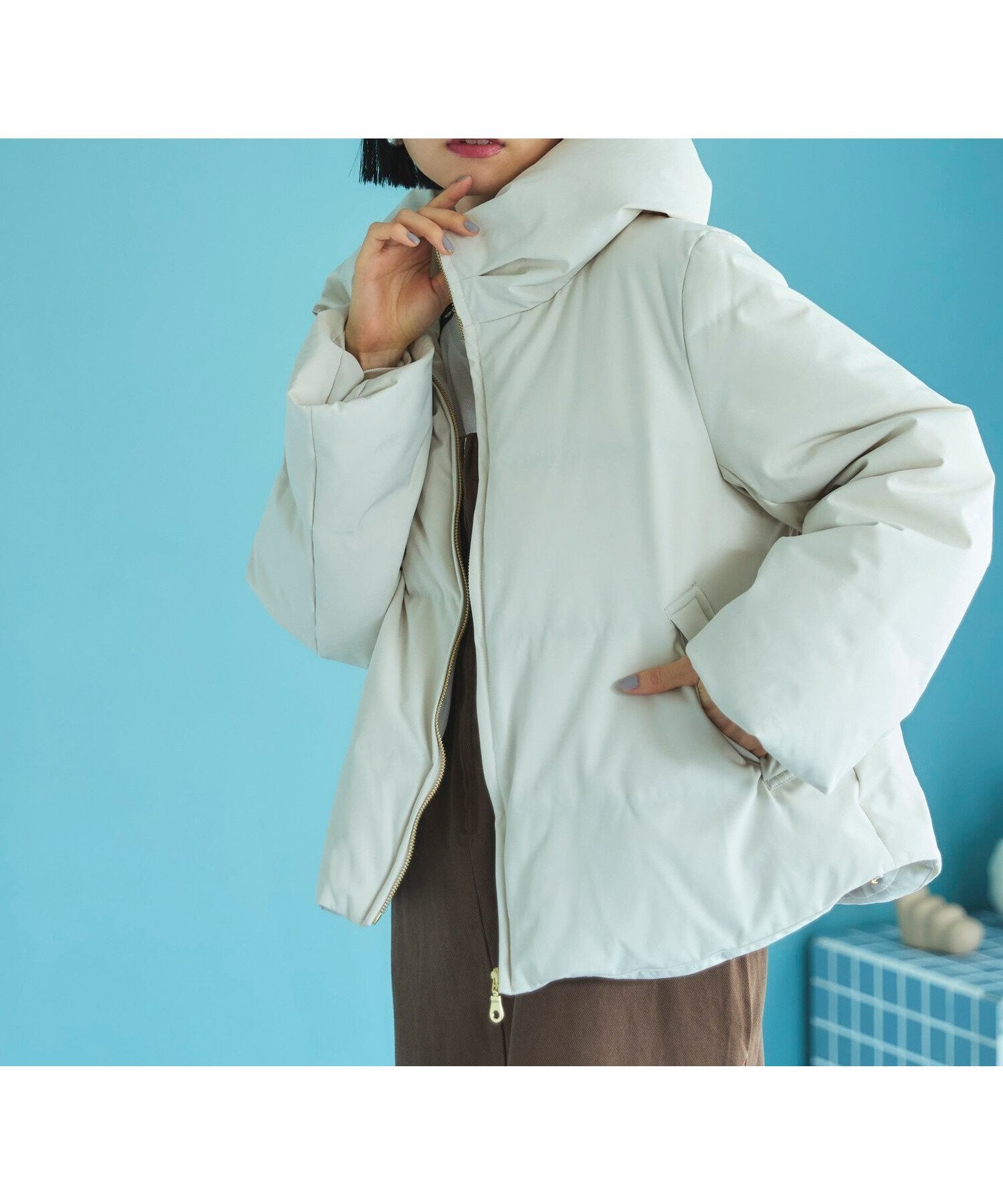 【ドゥ アルシーヴ/Doux archives】のシームレスボリュームカラーダウン インテリア・キッズ・メンズ・レディースファッション・服の通販 founy(ファニー) 　ファッション　Fashion　レディースファッション　Fashion for Women　おすすめ　Recommended / Our Picks　コンパクト　Compact, Small Size　ショート　Short, Short Length　ストレッチ　Stretch, Stretchy Fabric　ダウン　Down, Puffer　バランス　Balance, Style Balance　フェザー　Feather, Feather Detail　ボトム　Bottoms, Lower Wear　マフラー　Scarf, Muffler　IVORY|ID: prp329100004739773 ipo3291000000034291997