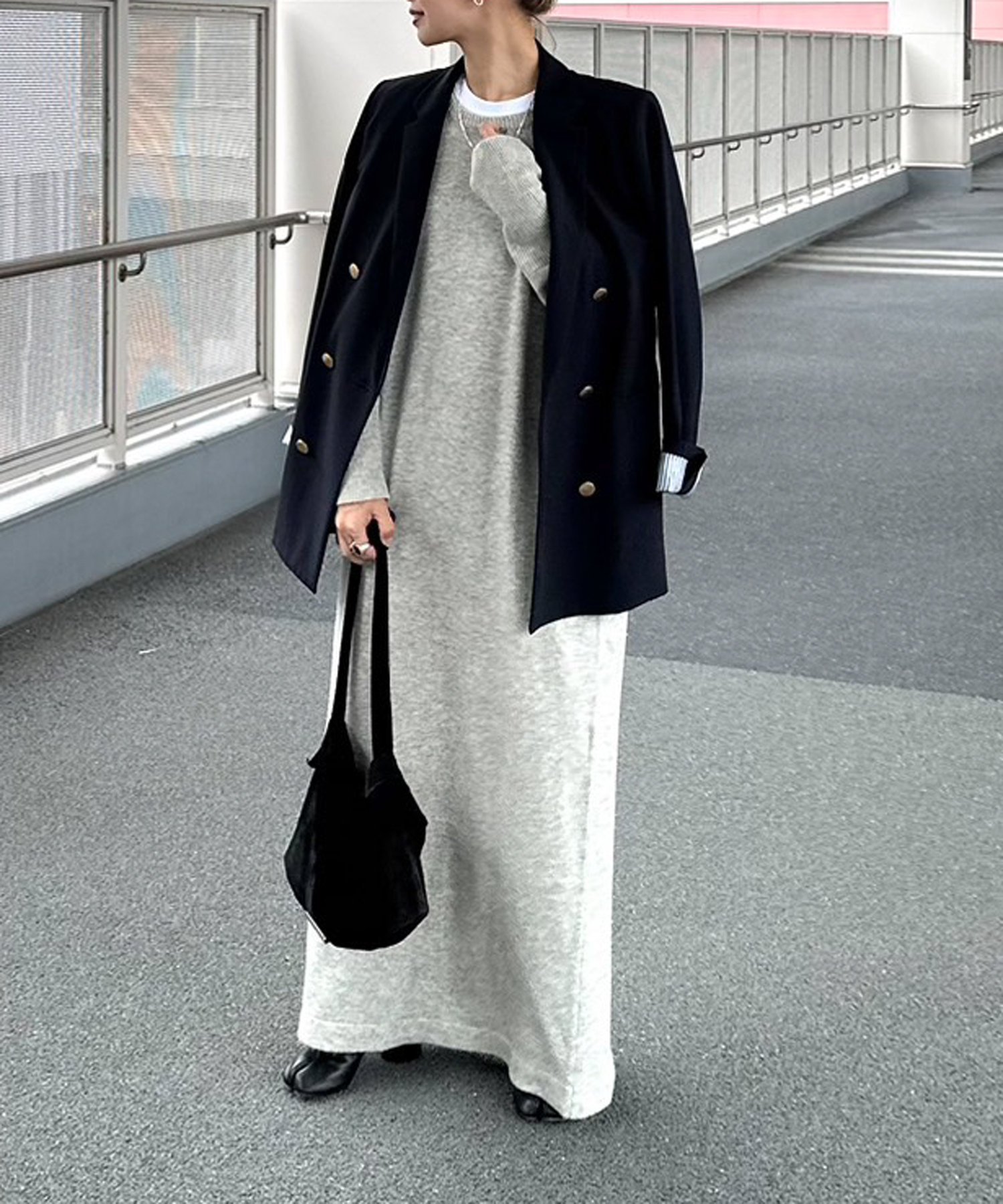 【チャオパニックティピー/CIAOPANIC TYPY】の【WEB限定】【PON企画待望のリバイバル】ウール混クルーネックニットワンピース インテリア・キッズ・メンズ・レディースファッション・服の通販 founy(ファニー) 　ファッション　Fashion　レディースファッション　Fashion for Women　ワンピース　Dresses　ニットワンピース　Knit Dresses　スニーカー　Sneakers, Trainers　定番　Standard, Basic Item　人気　Popular, Best Seller　ベーシック　Basic, Essential　ロング　Long, Long-Length　A/W・秋冬　Autumn/Winter　再入荷　Restock / Back in Stock　おすすめ　Recommended / Our Picks　ライトグレー|ID: prp329100004739879 ipo3291000000034569537