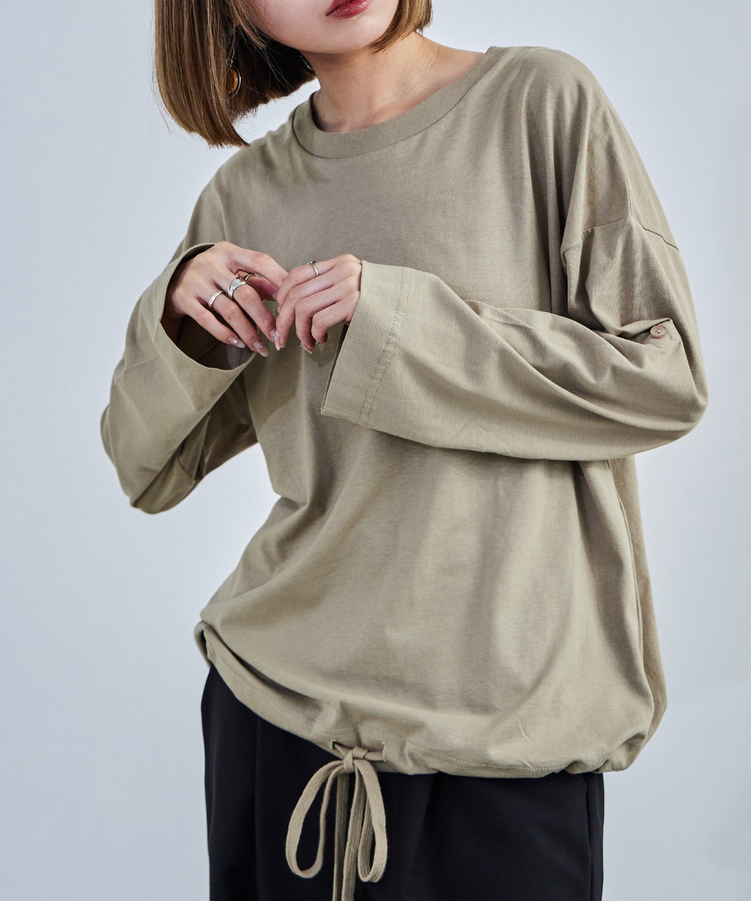 【ビーフラット/bflat】の【M-5L】2WAYバルーントップス 長袖 ロングスリーブ カットソー バルーンシルエット インテリア・キッズ・メンズ・レディースファッション・服の通販 founy(ファニー) 　ファッション　Fashion　レディースファッション　Fashion for Women　トップス・カットソー　Cut & Sew Tops　カットソー・ベーシックTシャツ　Cut-and-Sewn Tops / Stretch Tees & Basics　おすすめ　Recommended / Our Picks　カットソー　Cut and Sewn Top　スキニー　Skinny, Slim Fit　スラックス　Slacks, Dress Pants　スリム　Slim, Slim Fit　スリーブ　Sleeve, Long Sleeve / Short Sleeve　ドレープ　Drape, Draping Fabric　ドローコード　Drawcord, Drawstring Cord　ハーフ　Half, Half-Length　バランス　Balance, Style Balance　バルーン　Balloon, Balloon Silhouette　フロント　Front, Front Design　ロング　Long, Long-Length　ワイド　Wide, Wide Fit　A/W・秋冬　Autumn/Winter　長袖　Long Sleeve, Full Sleeve　グレーベージュ|ID: prp329100004740304 ipo3291000000034244104