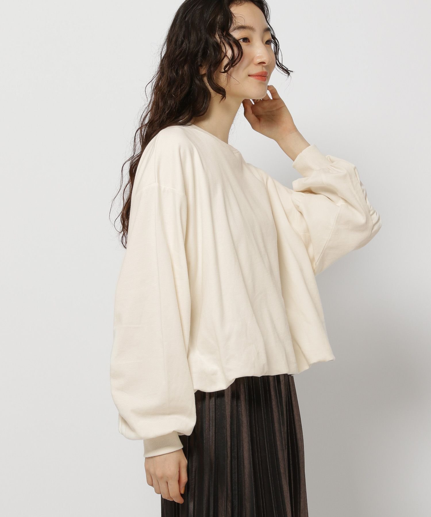 【ニコアンド/niko and】の袖シャーリングバルーンプルオーバー インテリア・キッズ・メンズ・レディースファッション・服の通販 founy(ファニー) 　ファッション　Fashion　レディースファッション　Fashion for Women　トップス・カットソー　Cut & Sew Tops　カジュアルプルオーバー・ニットトップス　Pullovers & Knit Tops / Casual Pullovers　おすすめ　Recommended / Our Picks　スウェット / スエット　Sweatshirt, Sweatwear　チェック　Check, Plaid, Tartan　バルーン　Balloon, Balloon Silhouette　ルーズ　Loose, Oversized　ロング　Long, Long-Length　A/W・秋冬　Autumn/Winter　オフ11|ID: prp329100004740366 ipo3291000000034245092