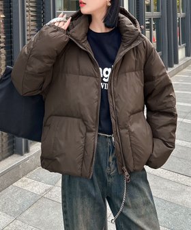 【アイモハ/aimoha】のaimoha -select-/シンプルショートダウン 人気、トレンドファッション・服の通販 founy(ファニー) ファッション Fashion レディースファッション Fashion for Women ショルダー Shoulder, Shoulder Strap ショート Short, Short Length ジャケット Jacket, Outerwear ダウン Down, Puffer デニム Denim, Jeans Material ドロップ Drop Shoulder, Dropped Style ポケット Pocket, Pocket Detail リラックス Relax, Relaxed Fit ワイド Wide, Wide Fit 冬 Winter / This Winter 軽量 Lightweight, Ultra Light 防寒 Cold Protection, Winter-Ready |ID:prp329100004740386