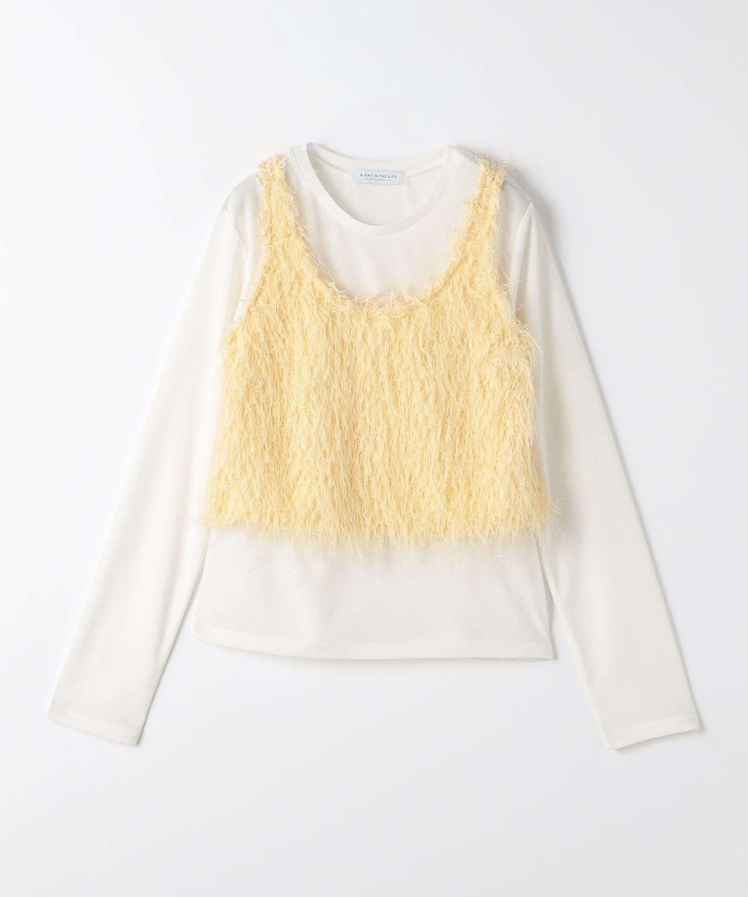 【ユナイテッドアローズ/UNITED ARROWS】のフリンジ ニットキャミ+カットソー A DAY IN THE LIFE インテリア・キッズ・メンズ・レディースファッション・服の通販 founy(ファニー) 　ファッション　Fashion　レディースファッション　Fashion for Women　トップス・カットソー　Cut & Sew Tops　ニット　Knit Tops & Sweaters　キャミソール&ノースリーブ　Camisoles & Sleeveless Tops　カットソー・ベーシックTシャツ　Cut-and-Sewn Tops / Stretch Tees & Basics　インナー　Innerwear　春　Spring　カットソー　Cut and Sewn Top　キャミ　Camisole, Cami Top　シンプル　Simple, Minimal　スニーカー　Sneakers, Trainers　スリーブ　Sleeve, Long Sleeve / Short Sleeve　タートル　Turtleneck, Turtle Collar　トレンド　Trend, Trending Now　フリンジ　Fringe, Tassel　半袖　Short Sleeve, Half Sleeve　ロング　Long, Long-Length　A/W・秋冬　Autumn/Winter　S/S・春夏　SS, Spring/Summer, Warm Season　アウトレット　Outlet / Clearance　おすすめ　Recommended / Our Picks　夏　Summer　CREAM|ID: prp329100004740433 ipo3291000000034246240