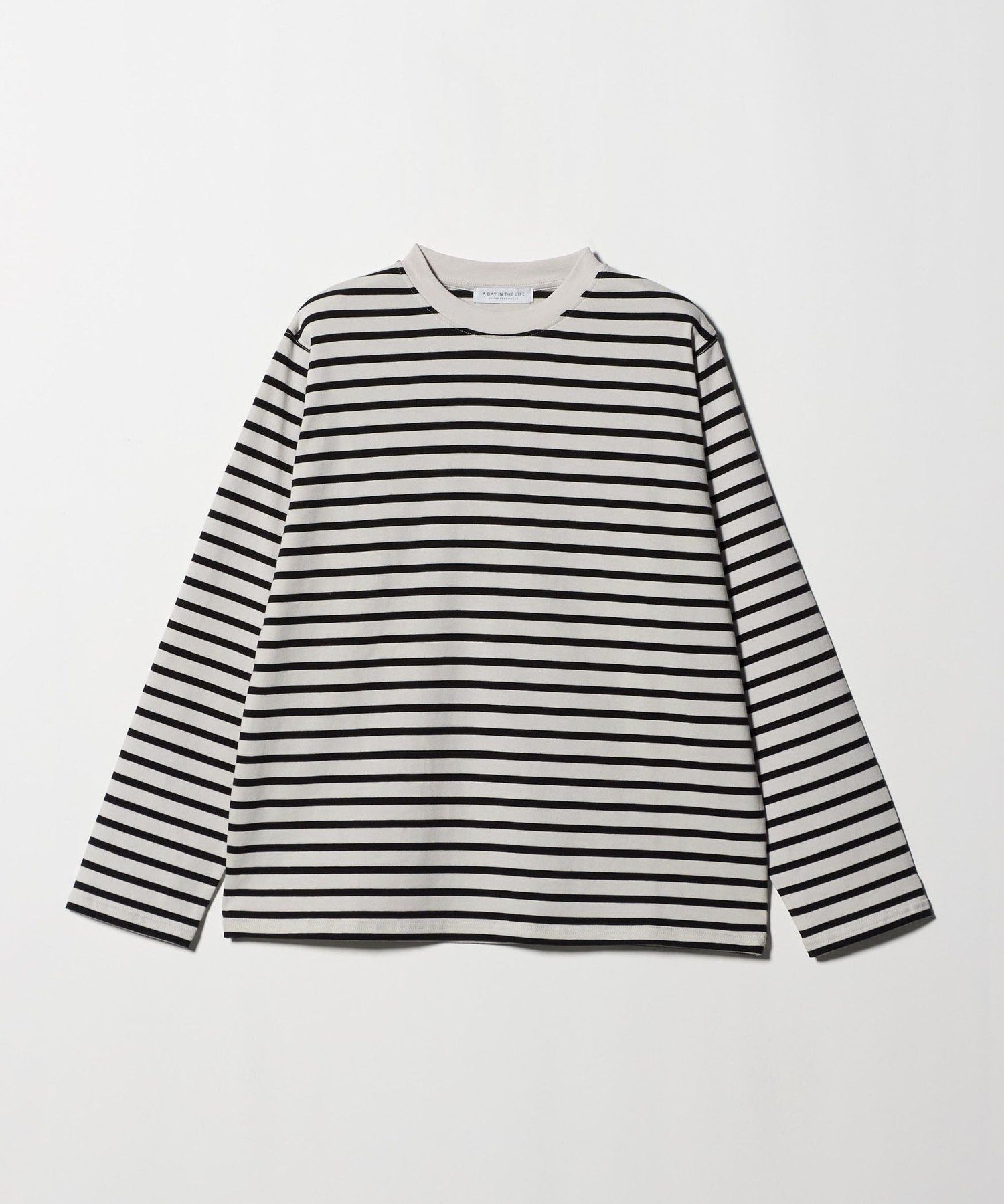 【ユナイテッドアローズ/UNITED ARROWS】の天竺 ベーシッククルーネックTシャツ A DAY IN THE LIFE インテリア・キッズ・メンズ・レディースファッション・服の通販 founy(ファニー) ファッション Fashion レディースファッション Fashion for Women トップス・カットソー Cut & Sew Tops シャツ・ブラウス・オフィスカジュアル Elegant Blouses & Button-Ups ロングTシャツ・Tシャツ Longline T-Shirts & Tees 秋 Autumn カットソー Cut and Sewn Top カーディガン Cardigan, Knitwear シンプル Simple, Minimal トレンド Trend, Trending Now 定番 Standard, Basic Item 長袖 Long Sleeve, Full Sleeve バランス Balance, Style Balance ベーシック Basic, Essential ボーダー Border, Stripe 無地 Plain, Solid Color アウトレット Outlet / Clearance ビジネス 仕事 通勤 Business / Work / Commuting その他1|ID: prp329100004740450 ipo3291000000034466935