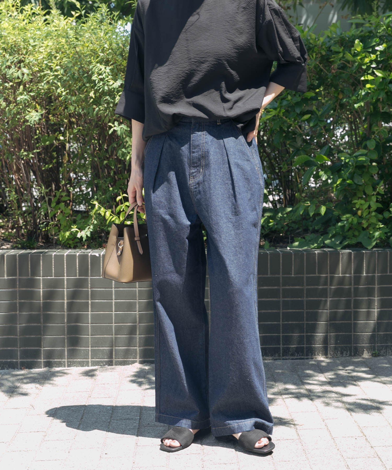【アイテムズアーバンリサーチ/ITEMS URBAN RESEARCH】のウエストタックデニムパンツ インテリア・キッズ・メンズ・レディースファッション・服の通販 founy(ファニー) 　ファッション　Fashion　レディースファッション　Fashion for Women　パンツ　Pants & Trousers　デニムパンツ・ジーンズ・美脚デニム　Denim Jeans & Pants　2025年　2025　2025-2026秋冬・A/W　Autumn/Winter 2025–26 AW25–26　冬　Winter / This Winter　フィット　Fit, Slim Fit　A/W・秋冬　Autumn/Winter　IDG|ID: prp329100004740456 ipo3291000000034246524