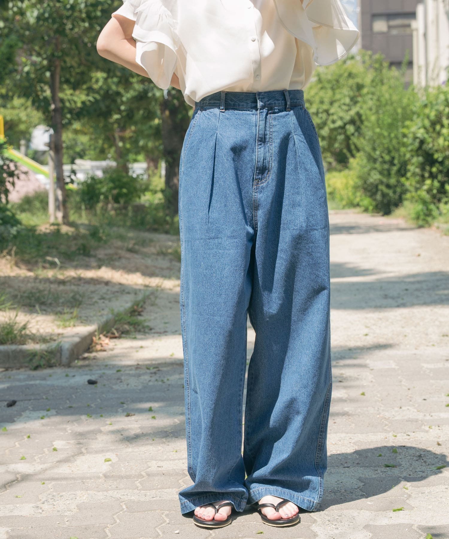 【アイテムズアーバンリサーチ/ITEMS URBAN RESEARCH】のウエストタックデニムパンツ インテリア・キッズ・メンズ・レディースファッション・服の通販 founy(ファニー) 　ファッション　Fashion　レディースファッション　Fashion for Women　パンツ　Pants & Trousers　デニムパンツ・ジーンズ・美脚デニム　Denim Jeans & Pants　2025年　2025　2025-2026秋冬・A/W　Autumn/Winter 2025–26 AW25–26　冬　Winter / This Winter　フィット　Fit, Slim Fit　A/W・秋冬　Autumn/Winter　BLU|ID: prp329100004740456 ipo3291000000034246526