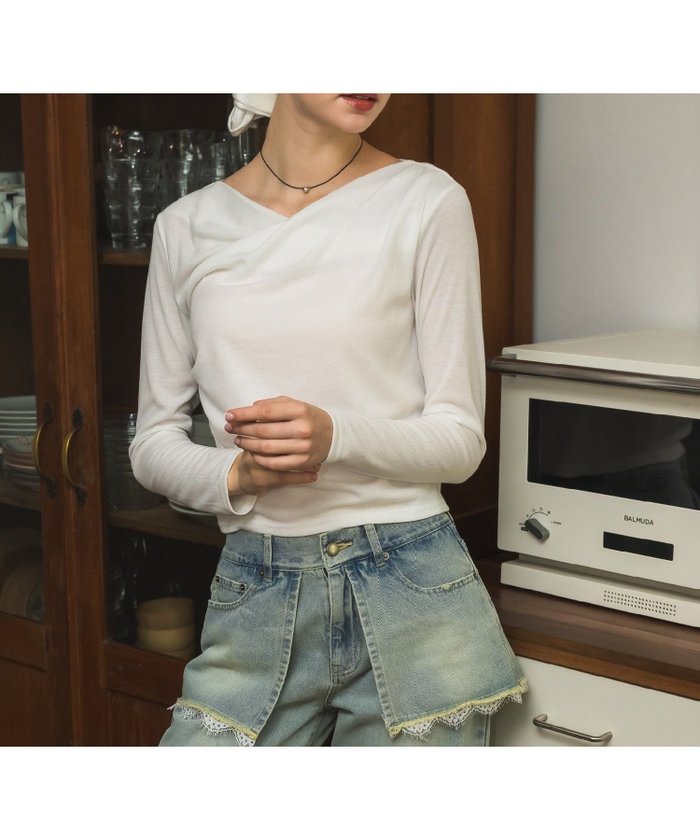 【レトロガール/RETRO GIRL】のドレープカットソー インテリア・キッズ・メンズ・レディースファッション・服の通販 founy(ファニー) https://founy.com/ ファッション Fashion レディースファッション Fashion for Women トップス・カットソー Cut & Sew Tops カットソー・ベーシックTシャツ Cut-and-Sewn Tops / Stretch Tees & Basics おすすめ Recommended / Our Picks ウェーブ Wavy Pattern カットソー Cut and Sewn Top シンプル Simple, Minimal デニム Denim, Jeans Material トレンド Trend, Trending Now ドレープ Drape, Draping Fabric フレア Flare, Flared ベーシック Basic, Essential 夏 Summer 秋 Autumn 長袖 Long Sleeve, Full Sleeve |ID: prp329100004740502 ipo3291000000034247274