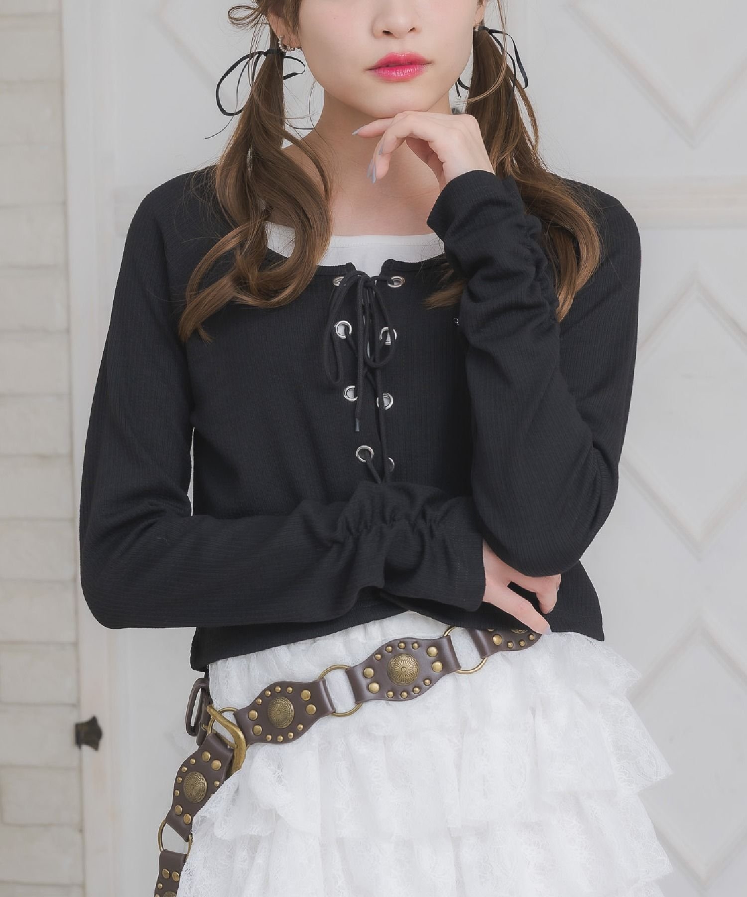 【レトロガール/RETRO GIRL】のレースアップレイヤード風ロンTEE インテリア・キッズ・メンズ・レディースファッション・服の通販 founy(ファニー) 　ファッション　Fashion　レディースファッション　Fashion for Women　トップス・カットソー　Cut & Sew Tops　ロングTシャツ・Tシャツ　Longline T-Shirts & Tees　おすすめ　Recommended / Our Picks　カットソー　Cut and Sewn Top　コンパクト　Compact, Small Size　フロント　Front, Front Design　ボトム　Bottoms, Lower Wear　レース　Lace, Lace Fabric　半袖　Short Sleeve, Half Sleeve　夏　Summer　ブラック|ID: prp329100004740526 ipo3291000000034247600