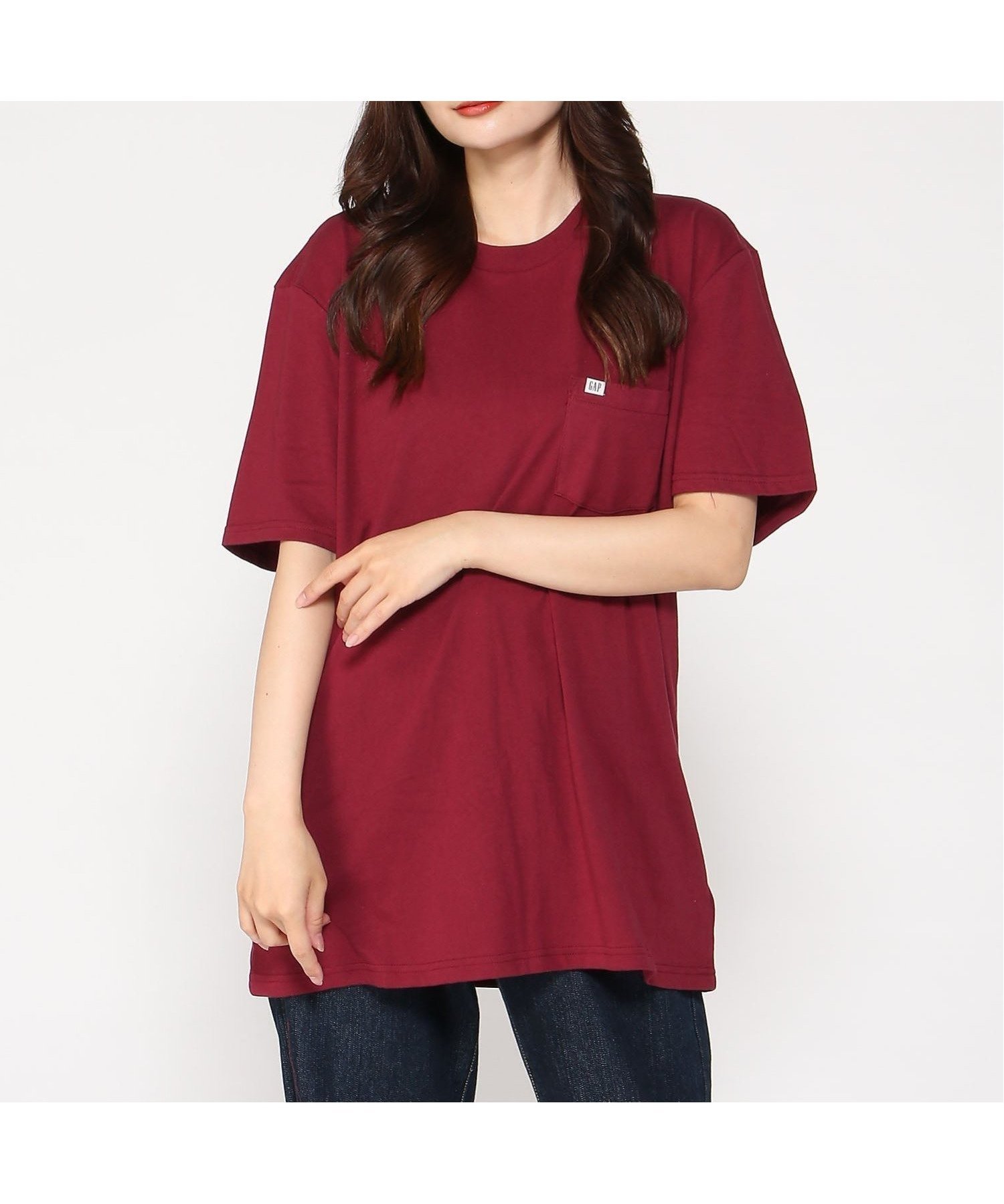 【ギャップ/GAP】のGAPミニロゴ ポケット Tシャツ(ユニセックス) インテリア・キッズ・メンズ・レディースファッション・服の通販 founy(ファニー) 　ファッション　Fashion　レディースファッション　Fashion for Women　トップス・カットソー　Cut & Sew Tops　シャツ・ブラウス・オフィスカジュアル　Elegant Blouses & Button-Ups　ロングTシャツ・Tシャツ　Longline T-Shirts & Tees　パッチ　Patch, Appliqué　ポケット　Pocket, Pocket Detail　半袖　Short Sleeve, Half Sleeve　RED_DELICIOUS_2|ID: prp329100004740547 ipo3291000000034944074