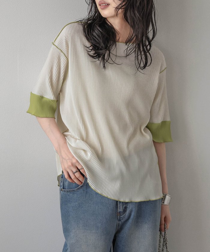 【ラジュール/Lajour】のバイカラープリーツトップス インテリア・キッズ・メンズ・レディースファッション・服の通販 founy(ファニー) https://founy.com/ ファッション Fashion レディースファッション Fashion for Women トップス・カットソー Cut & Sew Tops シンプル Simple, Minimal スリーブ Sleeve, Long Sleeve / Short Sleeve プリーツ Pleats, Pleated リラックス Relax, Relaxed Fit |ID: prp329100004740691 ipo3291000000034249508