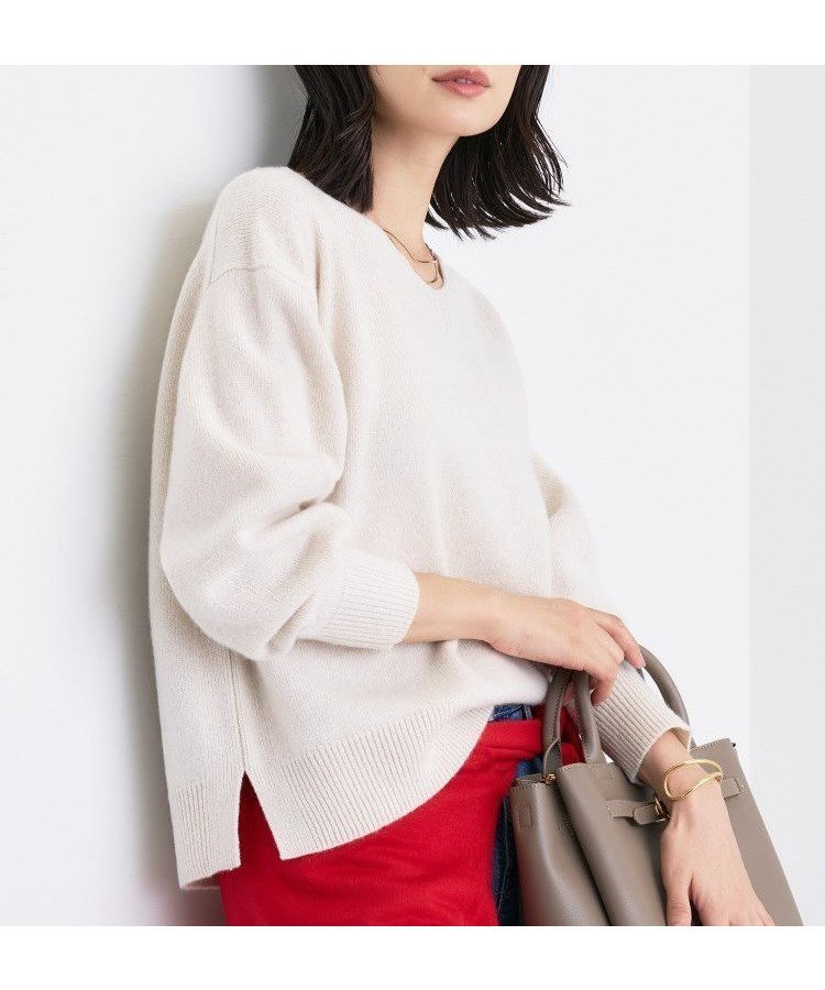 【インディヴィ/INDIVI】の【洗える/カシミヤ混】ミドルゲージVネックニット 人気、トレンドファッション・服の通販 founy(ファニー) ファッション Fashion レディースファッション Fashion for Women トップス・カットソー Cut & Sew Tops ニット Knit Tops & Sweaters Vネックトップス V-Neck Tops / V-Cut Neckline Shirts インナー Innerwear 洗える Machine Washable カットソー Cut and Sewn Top スマート Smart, Elegant スリーブ Sleeve, Long Sleeve / Short Sleeve 人気 Popular, Best Seller バランス Balance, Style Balance フォルム Silhouette, Form ボトム Bottoms, Lower Wear ミドル Middle Length, Mid Height 無地 Plain, Solid Color ワイド Wide, Wide Fit エレガント 上品 Elegant other-1|ID: prp329100004740946 ipo3291000000034882743