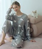 【ピーチジョン/PEACH JOHN】の腹巻き付きで温活に◎!グッドスリーピィHARAマキパジャマ 人気、トレンドファッション・服の通販 founy(ファニー) ファッション Fashion レディースファッション Fashion for Women アンダー Underwear Essentials くるぶし Ankle-Length ギャザー Gathered, Ruffled スウィート Sweet, Cute Style ストレッチ Stretch, Stretchy Fabric ストレート Straight, Straight Cut セットアップ Set-Up, Coordinated Outfit パジャマ Pajamas, Sleepwear フィット Fit, Slim Fit フェミニン Feminine, Girly フリル Frill, Ruffle プリント Print, Printed Pattern ペプラム Peplum, Flared Hem リボン Ribbon, Bow ワイド Wide, Wide Fit おすすめ Recommended / Our Picks ギフト プレゼント Gift / Present thumbnail グレー|ID: prp329100004740948 ipo3291000000034469071