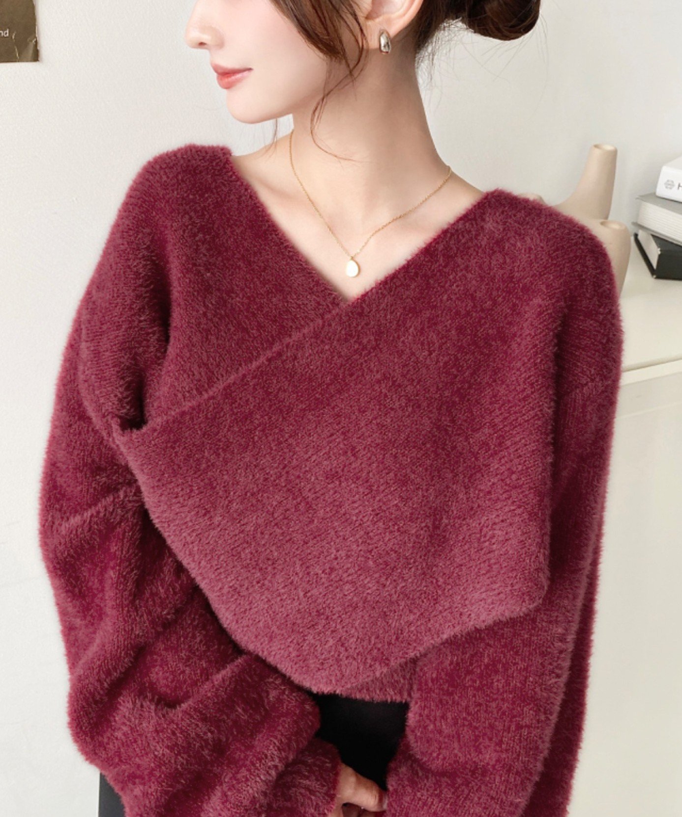 【モーメントプラス/moment+ / MEN】のカシュクールシャギーニットプルオーバー インテリア・キッズ・メンズ・レディースファッション・服の通販 founy(ファニー)  ファッション Fashion メンズファッション Fashion for Men トップス・カットソー Cut & Sew Tops ニット・セーター / 定番トップス Knit Tops & Sweaters カシュクール Wrap Design ガーリー Girly, Feminine Style センター Center, Center Line デニム Denim, Jeans Material トレンド Trend, Trending Now ハーフ Half, Half-Length フィット Fit, Slim Fit フェミニン Feminine, Girly ベーシック Basic, Essential ボトム Bottoms, Lower Wear マーメイド Mermaid, Fishtail Silhouette ミニスカート Mini Skirt, Short Skirt ロング Long, Long-Length 再入荷 Restock / Back in Stock プチプライス・低価格 Affordable / Budget Price おすすめ Recommended / Our Picks ボルドー|ID: prp329100004741353 ipo3291000000034258913