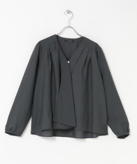 【アーバンリサーチ ロッソ/URBAN RESEARCH ROSSO】のウォッシャブルVネックフレアブラウス 人気、トレンドファッション・服の通販 founy(ファニー) ファッション Fashion レディースファッション Fashion for Women トップス・カットソー Cut & Sew Tops シャツ・ブラウス・オフィスカジュアル Elegant Blouses & Button-Ups Vネックトップス V-Neck Tops / V-Cut Neckline Shirts 2025年 2025 2025-2026秋冬・A/W Autumn/Winter 2025–26 AW25–26 冬 Winter / This Winter インナー Innerwear ウォッシャブル Machine Washable エアリー Airy Texture ジャケット Jacket, Outerwear フレア Flare, Flared フロント Front, Front Design ビジネス 仕事 通勤 Business / Work / Commuting A/W・秋冬 Autumn/Winter |ID:prp329100004741368
