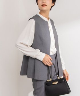 【ノーリーズ/NOLLEY'S】の《セットアップ対応》バーズアイペプラムジレ 人気、トレンドファッション・服の通販 founy(ファニー) ファッション Fashion レディースファッション Fashion for Women アウター Coat / Outerwear Collection トップス・カットソー Cut & Sew Tops ベスト&ジレ / 重ね着スタイル Vests & Gilets ジャケット Jacket, Outerwear セットアップ Set-Up, Coordinated Outfit ペプラム Peplum, Flared Hem 水玉 Polka Dot, Dot Pattern おすすめ Recommended / Our Picks 2024年 2024 エレガント 上品 Elegant セレモニー Ceremony ビジネス 仕事 通勤 Business / Work / Commuting 2024-2025秋冬・A/W Autumn/Winter 2024–25 AW24–25 |ID:prp329100004741431