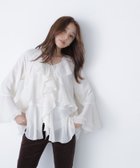 【ナチュラル ビューティー ベーシック/NATURAL BEAUTY BASIC】のラッフルフリルチュニックブラウス オフホワイト1|ID: prp329100004741514 ipo3291000000034260327