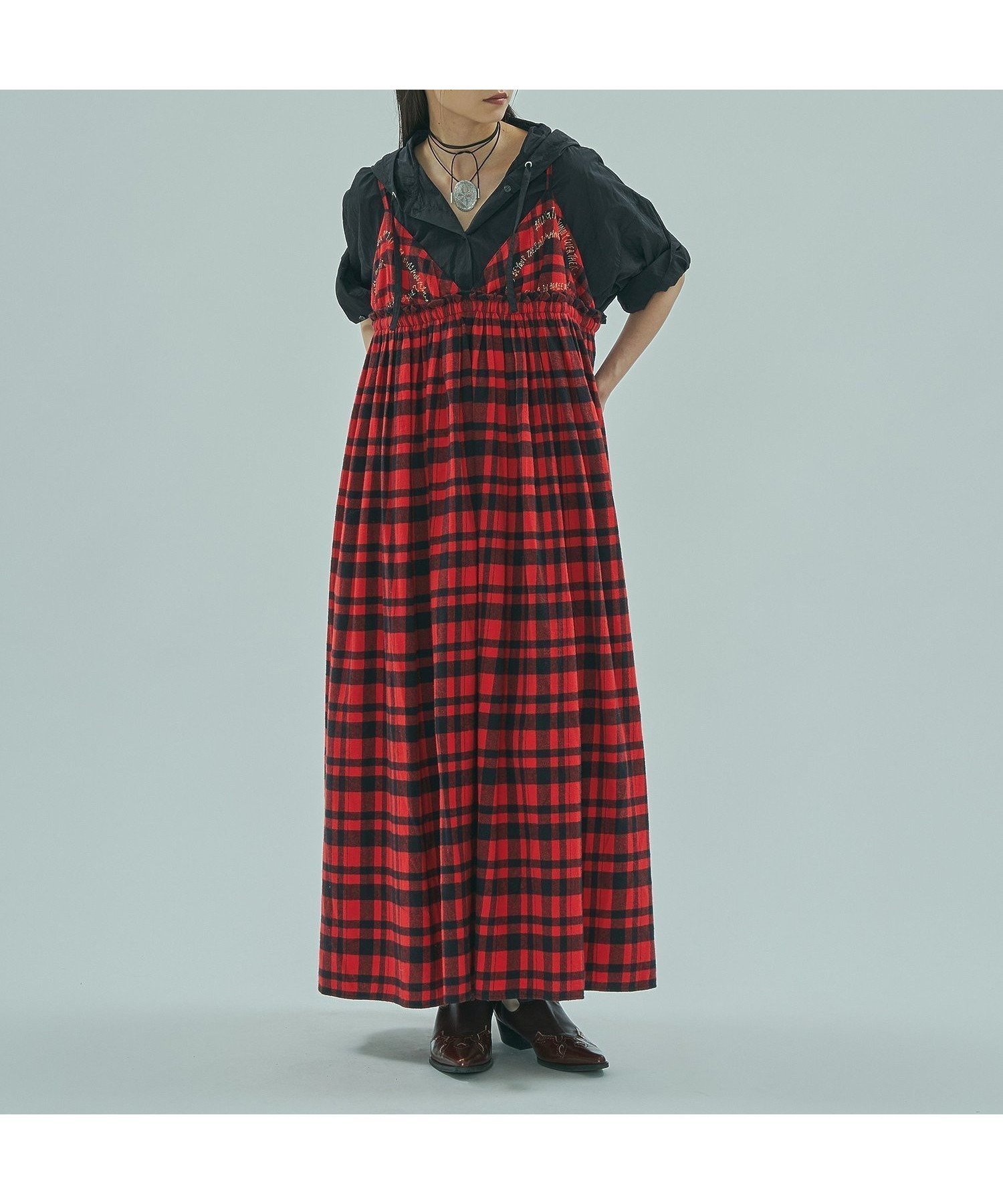 【ローズバッド/ROSE BUD】の【ROSE BUD別注】INDIA IS BEUATIFUL/FLANNEL CAMISOLE DRESS インテリア・キッズ・メンズ・レディースファッション・服の通販 founy(ファニー) 　ファッション　Fashion　レディースファッション　Fashion for Women　ワンピース　Dresses　フォーマル・パーティードレス・結婚式用ドレス　Elegant & Casual Dresses　インド　Indian Textile　キャミワンピース　Cami Dress, Slip Dress　コレクション　Collection, Seasonal Line　フィット　Fit, Slim Fit　別注　Limited Edition, Custom Order　リボン　Ribbon, Bow　A/W・秋冬　Autumn/Winter　おすすめ　Recommended / Our Picks　夏　Summer　RED|ID: prp329100004741658 ipo3291000000034938832