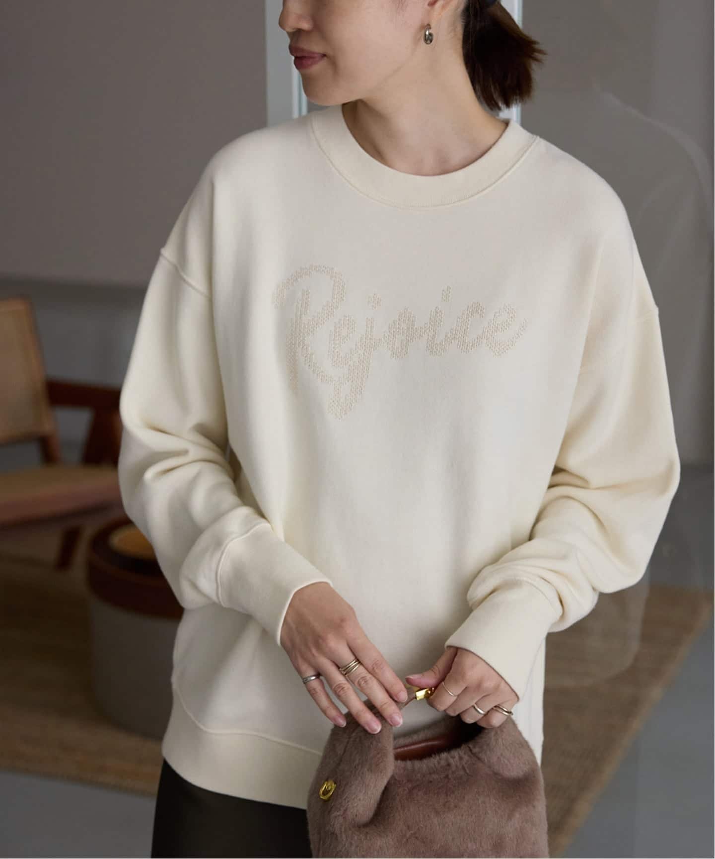 【スローブ イエナ/SLOBE IENA】の+81BRANCA/ハチイチブランカ SLOBE別注 ロゴスウェット インテリア・キッズ・メンズ・レディースファッション・服の通販 founy(ファニー) 　ファッション　Fashion　レディースファッション　Fashion for Women　トップス・カットソー　Cut & Sew Tops　レディースパーカー・カジュアルフーディー　Casual Hoodies & Sweatshirts　スウェット・クルーネックトップス　Sweatshirts & Crewnecks / Relaxed Fit Sweat Tops　スマート　Smart, Elegant　ミリタリー　Military, Army Style　別注　Limited Edition, Custom Order　ナチュラル|ID: prp329100004741669 ipo3291000000034261783