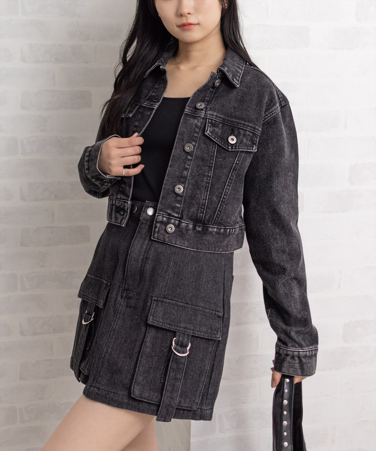 【クリア/clear】のショート丈デニムジャケット インテリア・キッズ・メンズ・レディースファッション・服の通販 founy(ファニー)  ファッション Fashion レディースファッション Fashion for Women アウター Coat / Outerwear Collection レディースジャケット・軽アウター Jackets デニムジャケット / カジュアルアウター Denim Jackets コンパクト Compact, Small Size ショート Short, Short Length ジャケット Jacket, Outerwear デニム Denim, Jeans Material バランス Balance, Style Balance フェミニン Feminine, Girly フラップ Flap, Flap Pocket フロント Front, Front Design ポケット Pocket, Pocket Detail ワーク Workwear, Utility Style BK|ID: prp329100004741674 ipo3291000000034380309