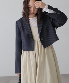 【フリーズマート/FREE'S MART】のショート丈シングルジャケット 人気、トレンドファッション・服の通販 founy(ファニー) ファッション Fashion レディースファッション Fashion for Women アウター Coat / Outerwear Collection レディースジャケット・軽アウター Jackets おすすめ Recommended / Our Picks ショート Short, Short Length シンプル Simple, Minimal ジャケット Jacket, Outerwear スリット Slit, Slit Detail ダウン Down, Puffer デニム Denim, Jeans Material ボックス Boxy, Box Shape |ID:prp329100004741719