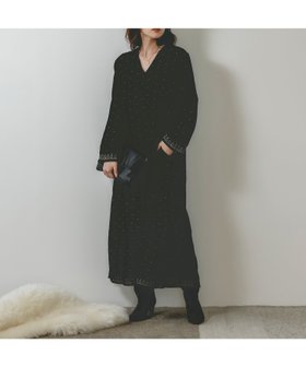 【ルクールブラン/le.coeur blanc】のTORRAZZO DONNAベロア刺繍ワンピース 人気、トレンドファッション・服の通販 founy(ファニー) ファッション Fashion レディースファッション Fashion for Women ワンピース Dresses おすすめ Recommended / Our Picks インド Indian Textile インナー Innerwear エレガント 上品 Elegant シンプル Simple, Minimal タートル Turtleneck, Turtle Collar ドット Polka Dot, Dot Pattern ベロア Velour, Soft Velvet 冬 Winter / This Winter |ID:prp329100004741765
