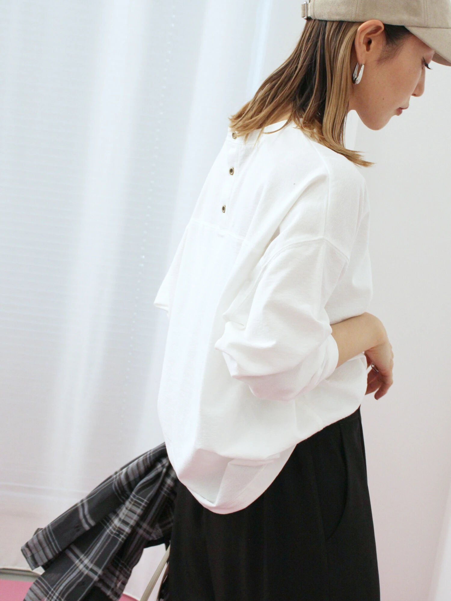 【サマンサモスモス/Samansa Mos2】のリネンタッチドルマンスリーブプルオーバー 人気、トレンドファッション・服の通販 founy(ファニー) 　ファッション　Fashion　レディースファッション　Fashion for Women　トップス・カットソー　Cut & Sew Tops　カジュアルプルオーバー・ニットトップス　Pullovers & Knit Tops / Casual Pullovers　シンプル　Simple, Minimal　リネン　Linen, Linen Fabric　リラックス　Relax, Relaxed Fit　 other-1|ID: prp329100004741987 ipo3291000000034264911