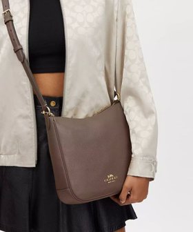 【コーチ/COACH】の【公式】エリー ファイル バッグ 人気、トレンドファッション・服の通販 founy(ファニー) ファッション Fashion レディースファッション Fashion for Women バッグ Bags シューズ Shoes, Footwear ポケット Pocket, Pocket Detail ラップ Wrap, Wrap Design 財布 Wallet, Purse |ID:prp329100004741990