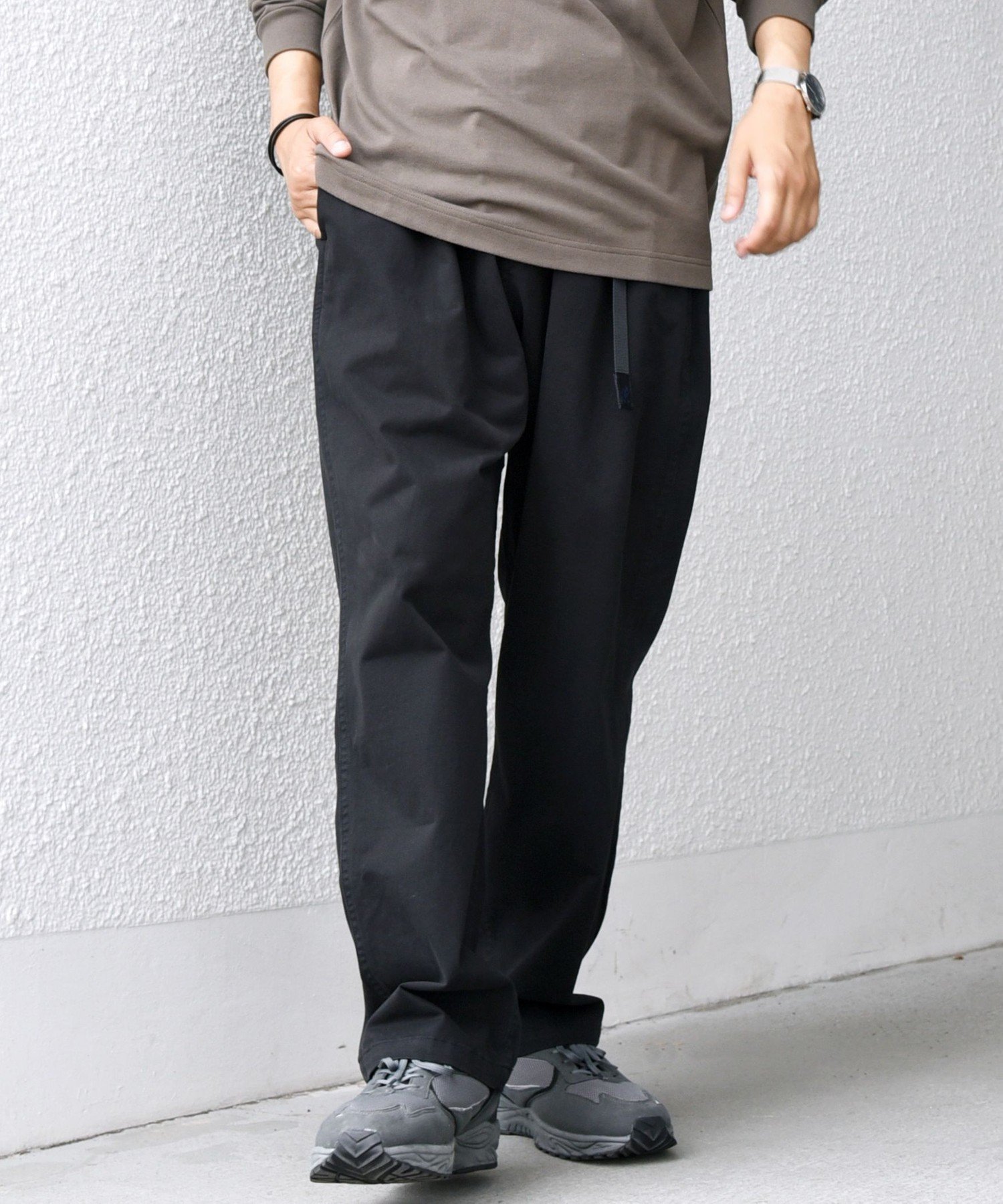 【シップス/SHIPS / MEN】の【SHIPS any別注】GRAMiCCi ルーズ テーパード ストレッチ チノパンツ インテリア・キッズ・メンズ・レディースファッション・服の通販 founy(ファニー) 　ファッション　Fashion　メンズファッション　Fashion for Men　ボトムス　Bottoms　アウトドア　Outdoor Clothing　カリフォルニア　California, Cali Style　ストレッチ　Stretch, Stretchy Fabric　ストーン　Stone, Gem-Like　スペシャル　Special, Limited Edition　テーパード　Tapered, Tapered Pants　定番　Standard, Basic Item　人気　Popular, Best Seller　パフォーマンス　Performance, Active Function　別注　Limited Edition, Custom Order　ランニング　Running, Running Wear, Activewear, Jogging　リラックス　Relax, Relaxed Fit　ルーズ　Loose, Oversized　ブラック|ID: prp329100004742006 ipo3291000000034265058