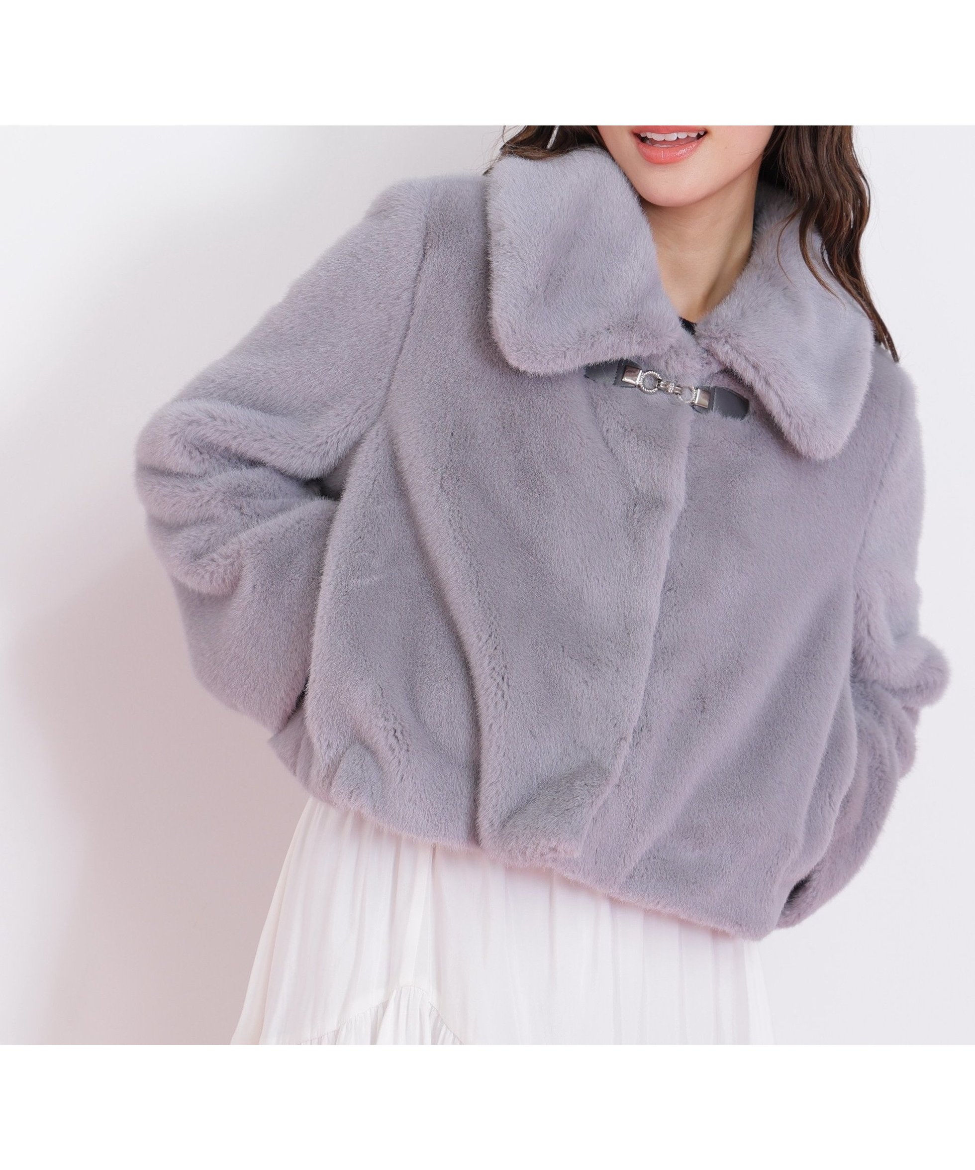 【ジルバイジルスチュアート/JILL by JILLSTUART】のフェイクファーショートジャケット インテリア・キッズ・メンズ・レディースファッション・服の通販 founy(ファニー) ファッション Fashion レディースファッション Fashion for Women アウター Coat / Outerwear Collection レディースジャケット・軽アウター Jackets ショート Short, Short Length スマート Smart, Elegant バランス Balance, Style Balance グレー|ID: prp329100004742133 ipo3291000000034626763