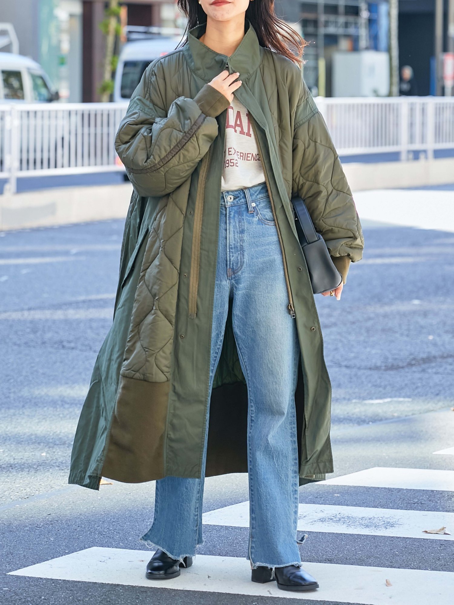 【チャオパニックティピー/CIAOPANIC TYPY】の【etsinta/エシンタ】切替マキシミリタリーコート 人気、トレンドファッション・服の通販 founy(ファニー) 　ファッション　Fashion　レディースファッション　Fashion for Women　アウター　Coat / Outerwear Collection　コート・ロングコート・ピーコート　Long Coats, Peacoats & More　キルティング　Quilted, Quilting　キルト　Quilt, Quilted Fabric　切替　Switching, Contrast Panel　軽量　Lightweight, Ultra Light　シンプル　Simple, Minimal　スウェット / スエット　Sweatshirt, Sweatwear　タートルネック　Turtleneck, High Neck　デニム　Denim, Jeans Material　定番　Standard, Basic Item　防寒　Cold Protection, Winter-Ready　マフラー　Scarf, Muffler　リラックス　Relax, Relaxed Fit　ロング　Long, Long-Length　ワイド　Wide, Wide Fit　A/W・秋冬　Autumn/Winter　おすすめ　Recommended / Our Picks　 other-1|ID: prp329100004742206 ipo3291000000034507993