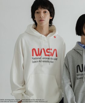 【ローリーズファーム/LOWRYS FARM】の【LFM】NASAスウェットフーディー【UNISEX】 人気、トレンドファッション・服の通販 founy(ファニー) ファッション Fashion レディースファッション Fashion for Women トップス・カットソー Cut & Sew Tops レディースパーカー・カジュアルフーディー Casual Hoodies & Sweatshirts スウェット・クルーネックトップス Sweatshirts & Crewnecks / Relaxed Fit Sweat Tops ユニセックス Unisex, Genderless フロント Front, Front Design プリント Print, Printed Pattern |ID:prp329100004742326